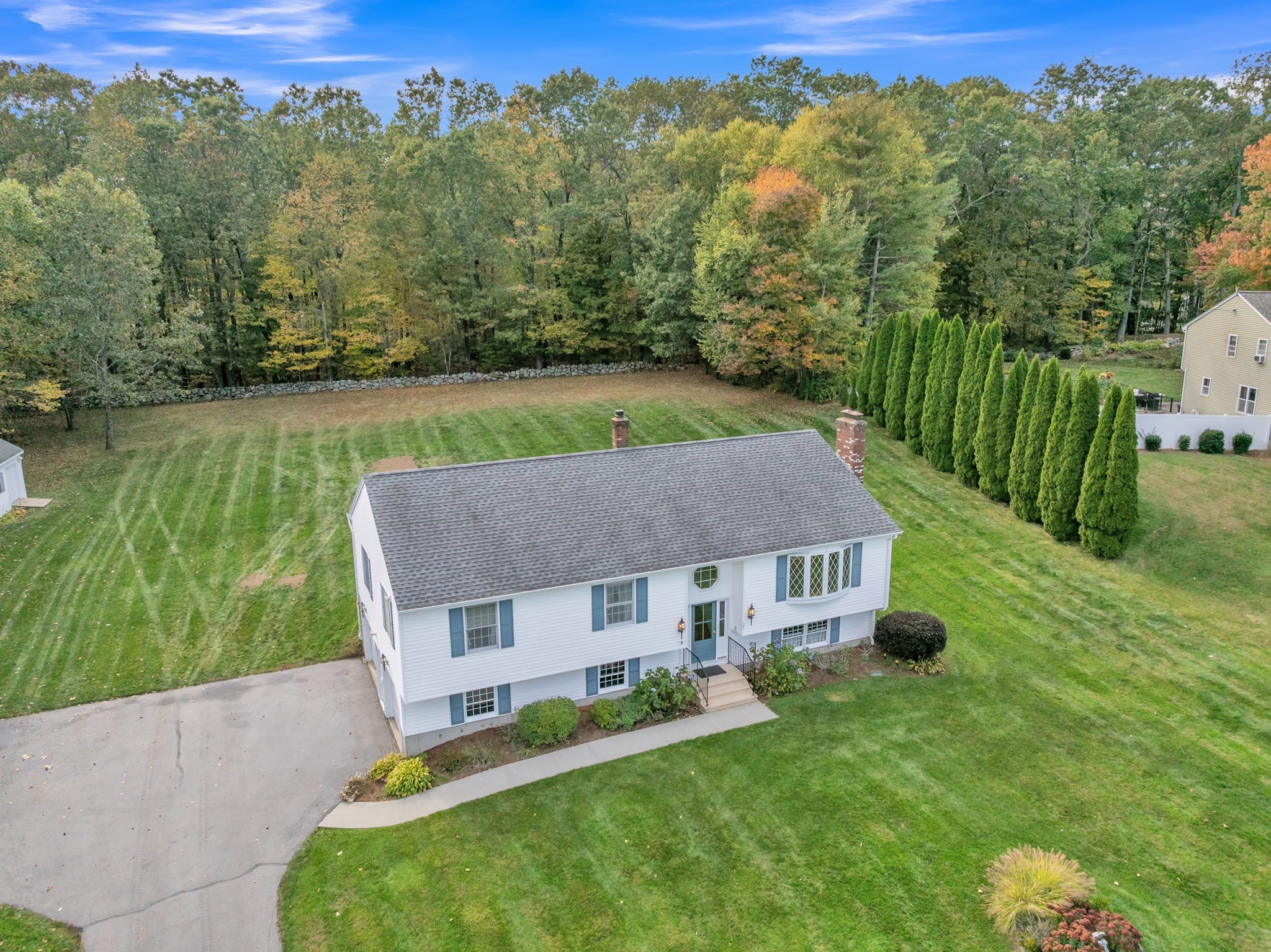 27 West Applewood Drive, Charlton, MA 01507 - Image 2