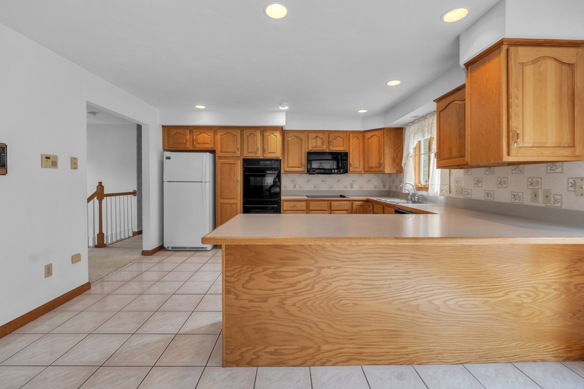 27 West Applewood Drive, Charlton, MA 01507 - Image 10