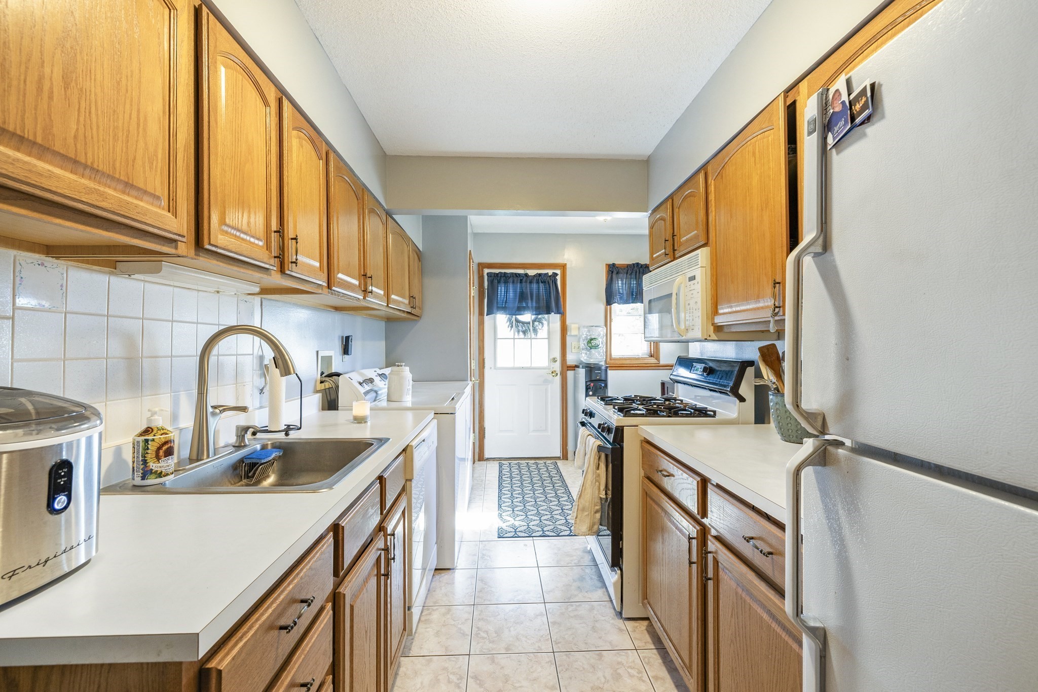 1183 James St Unit 1183, Chicopee, MA 01022 - Image 4