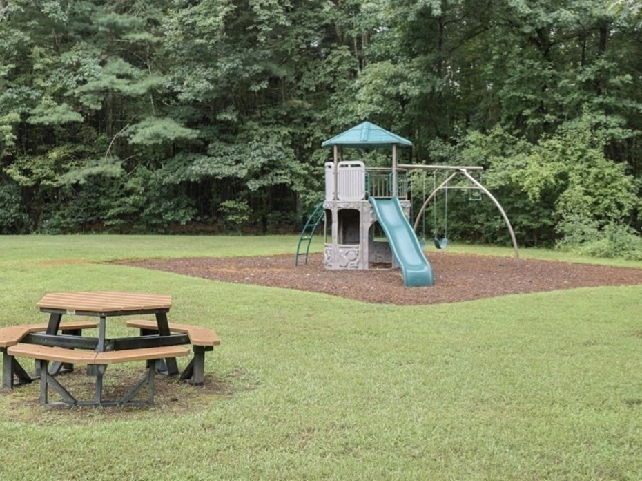 14 Hawthorne Village Unit D, Franklin, MA 02038 - Image 37