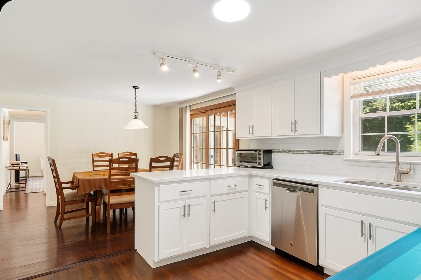 2 Spring Ln, Hopkinton, MA 01748 - Image 14