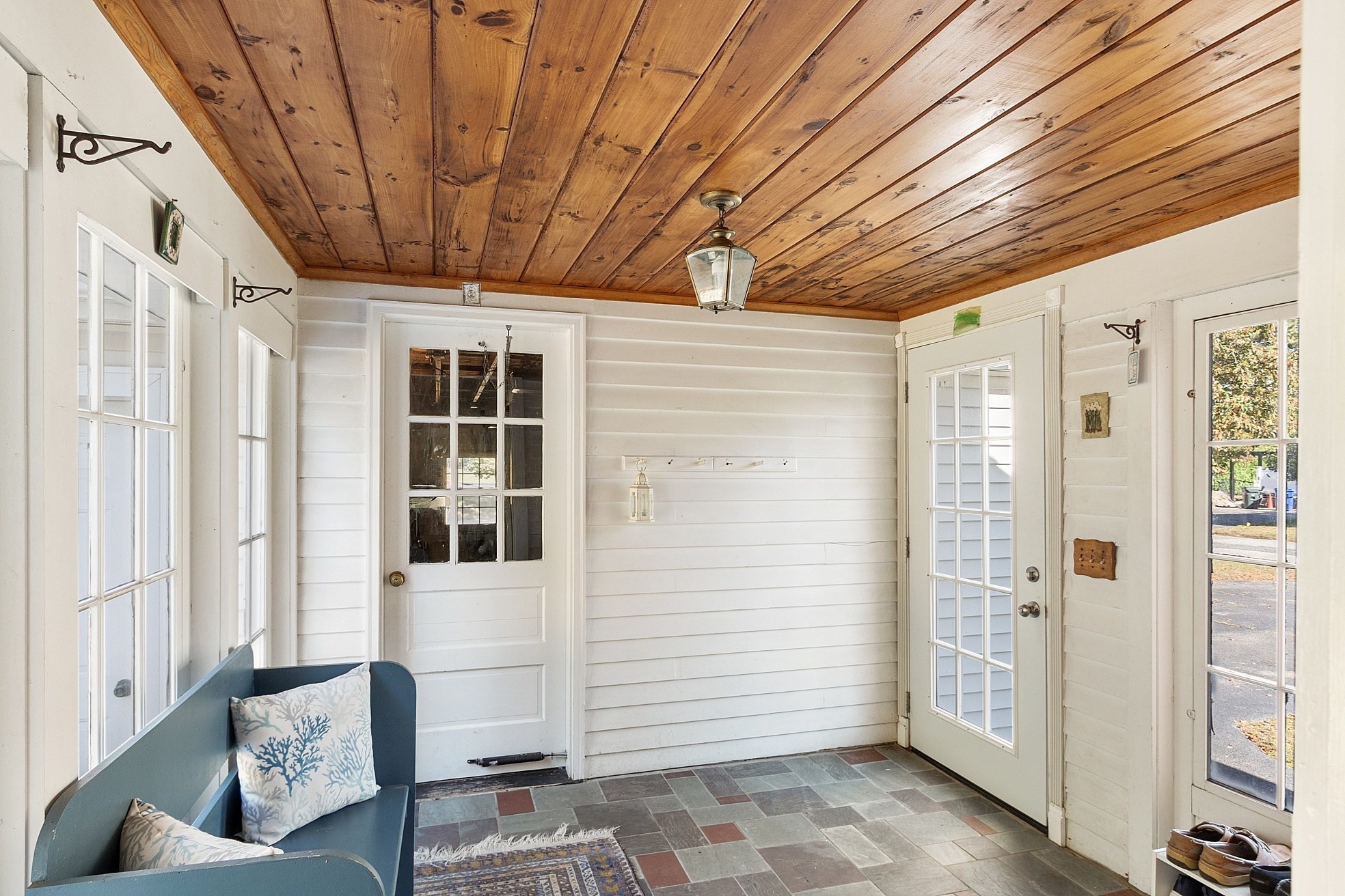 2 Spring Ln, Hopkinton, MA 01748 - Image 9