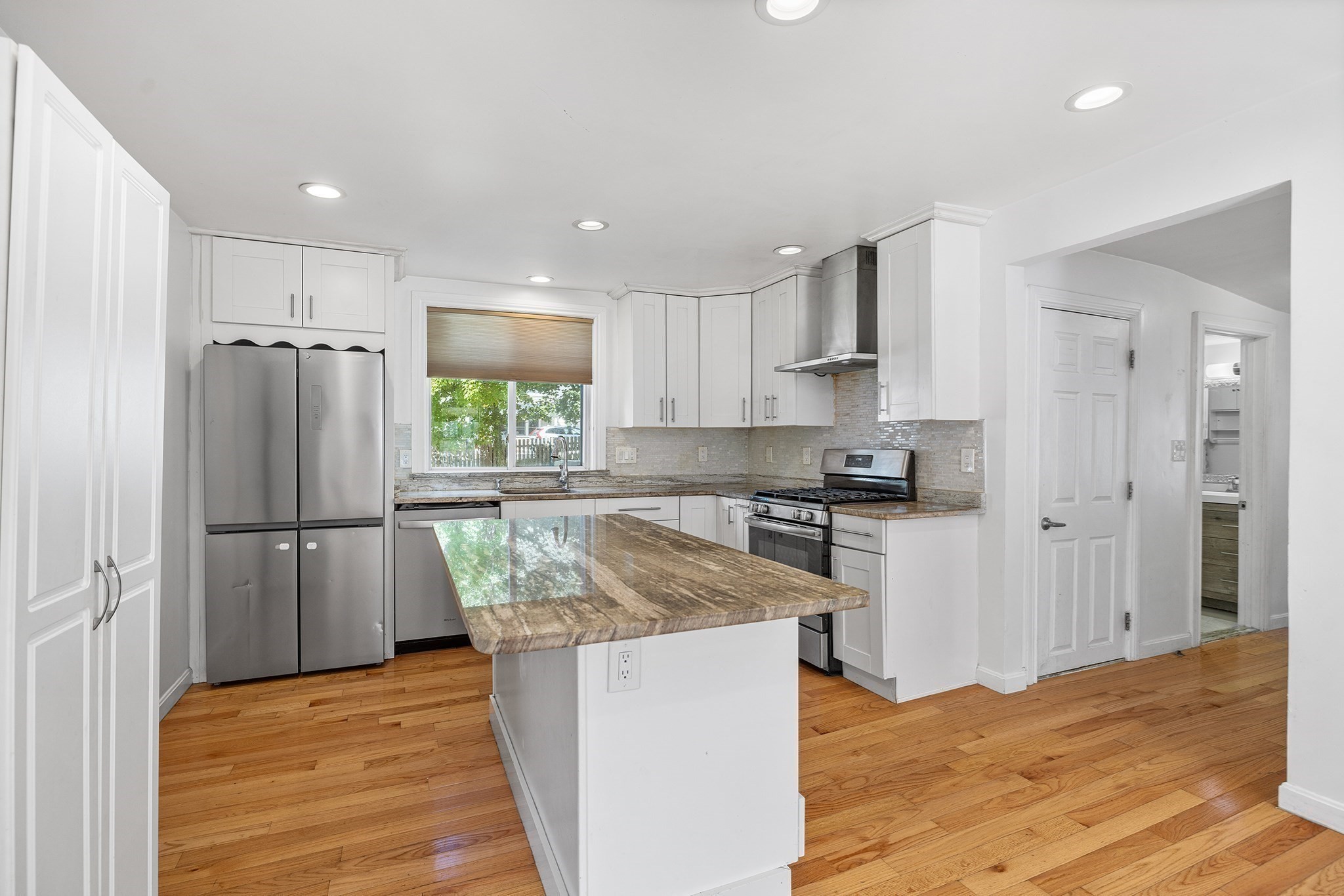 305 Franklin St, Braintree, MA 02184