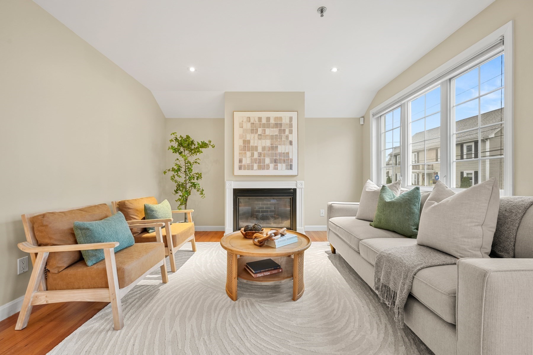 40 Myrtle St Unit 9, Waltham, MA 02453