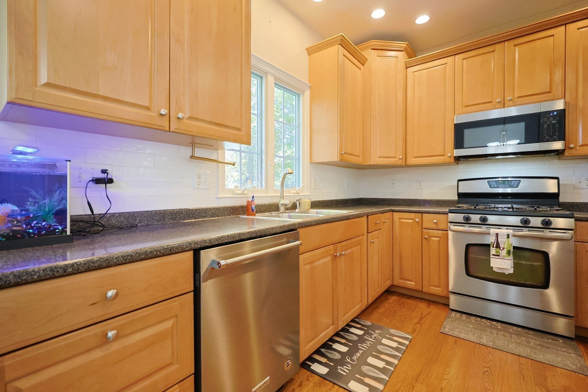 53 Russell St, Marlborough, MA 01752 - Image 12