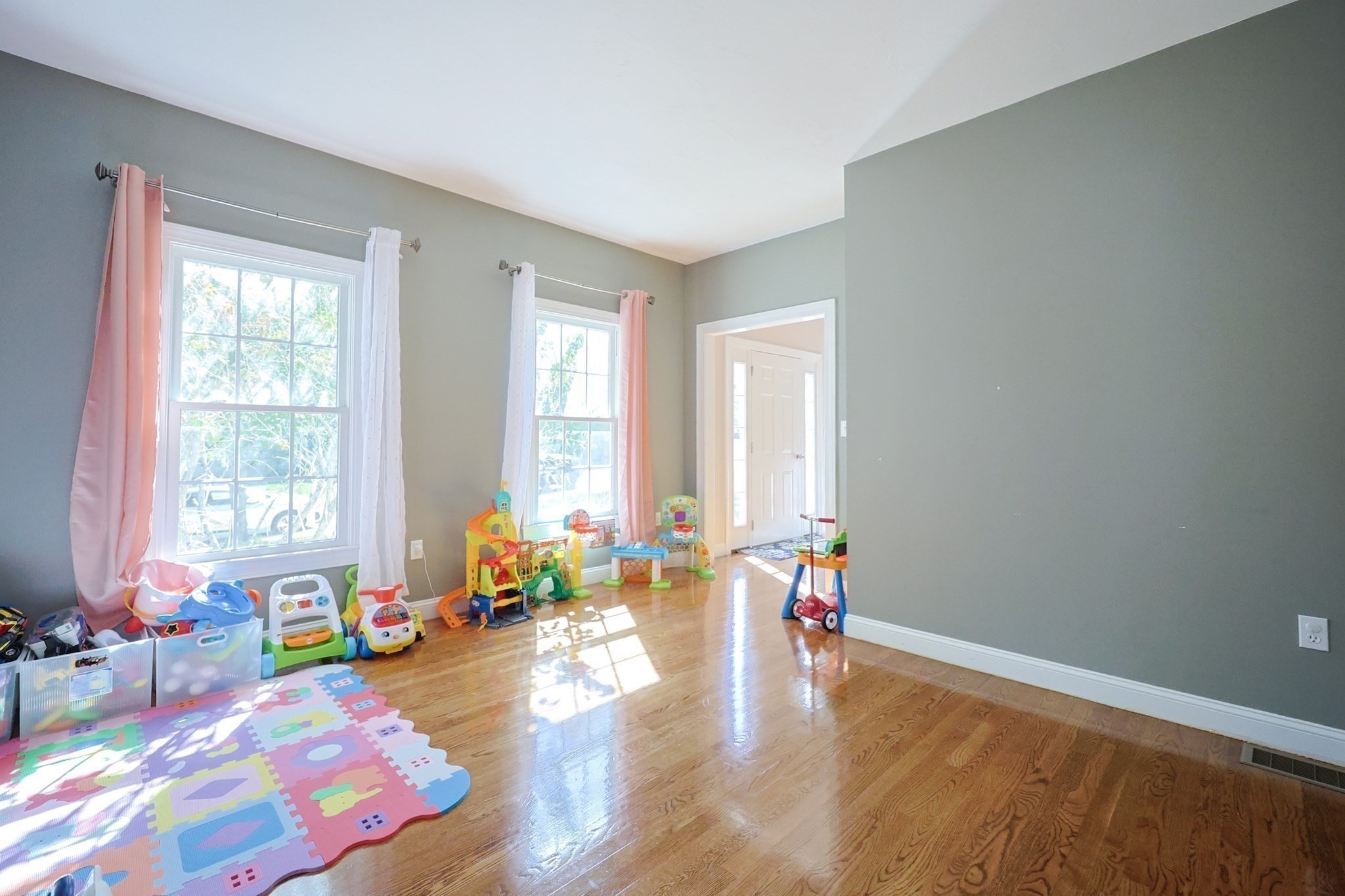 53 Russell St, Marlborough, MA 01752 - Image 21