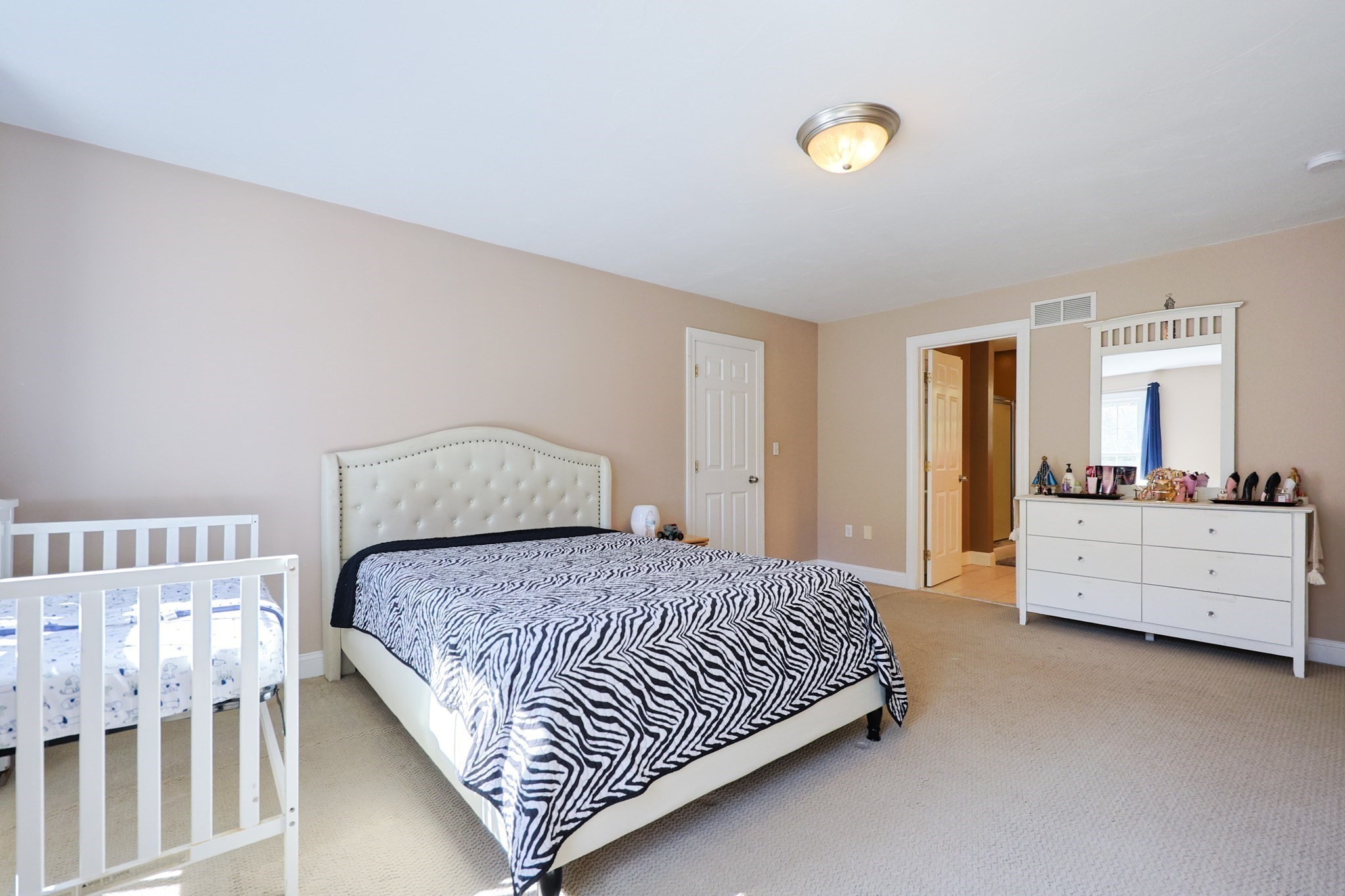 53 Russell St, Marlborough, MA 01752 - Image 25