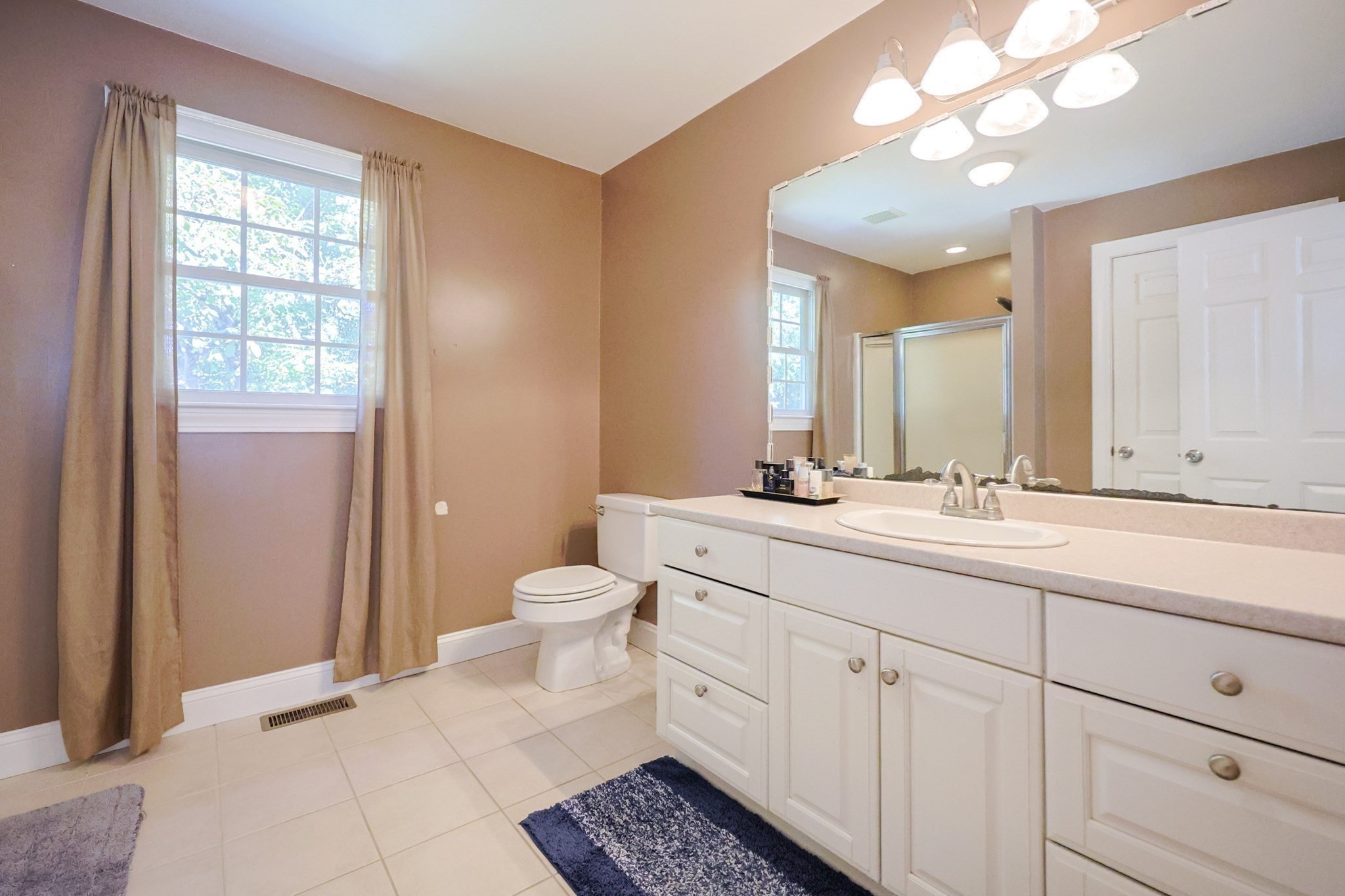 53 Russell St, Marlborough, MA 01752 - Image 32