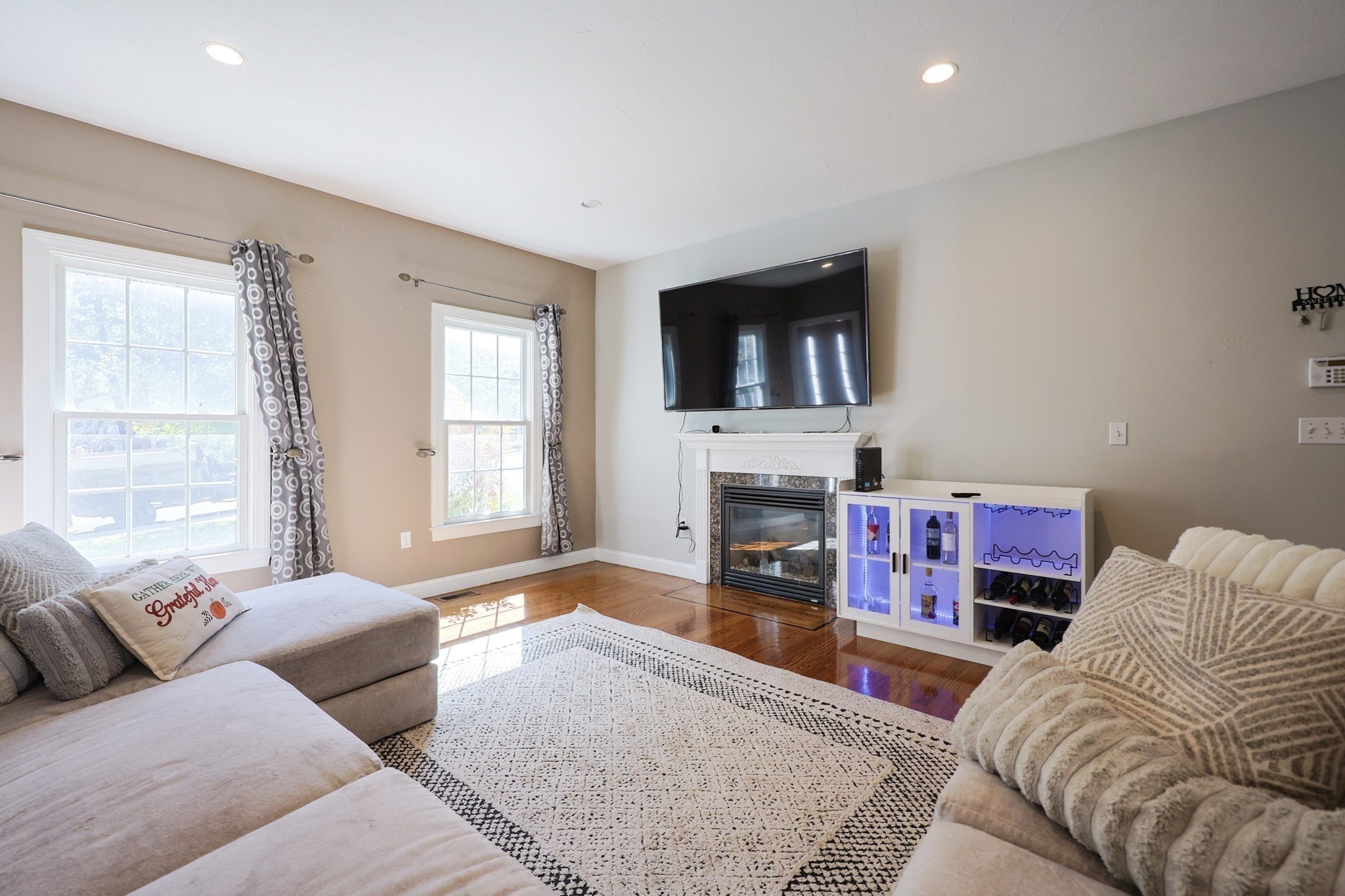 53 Russell St, Marlborough, MA 01752 - Image 6