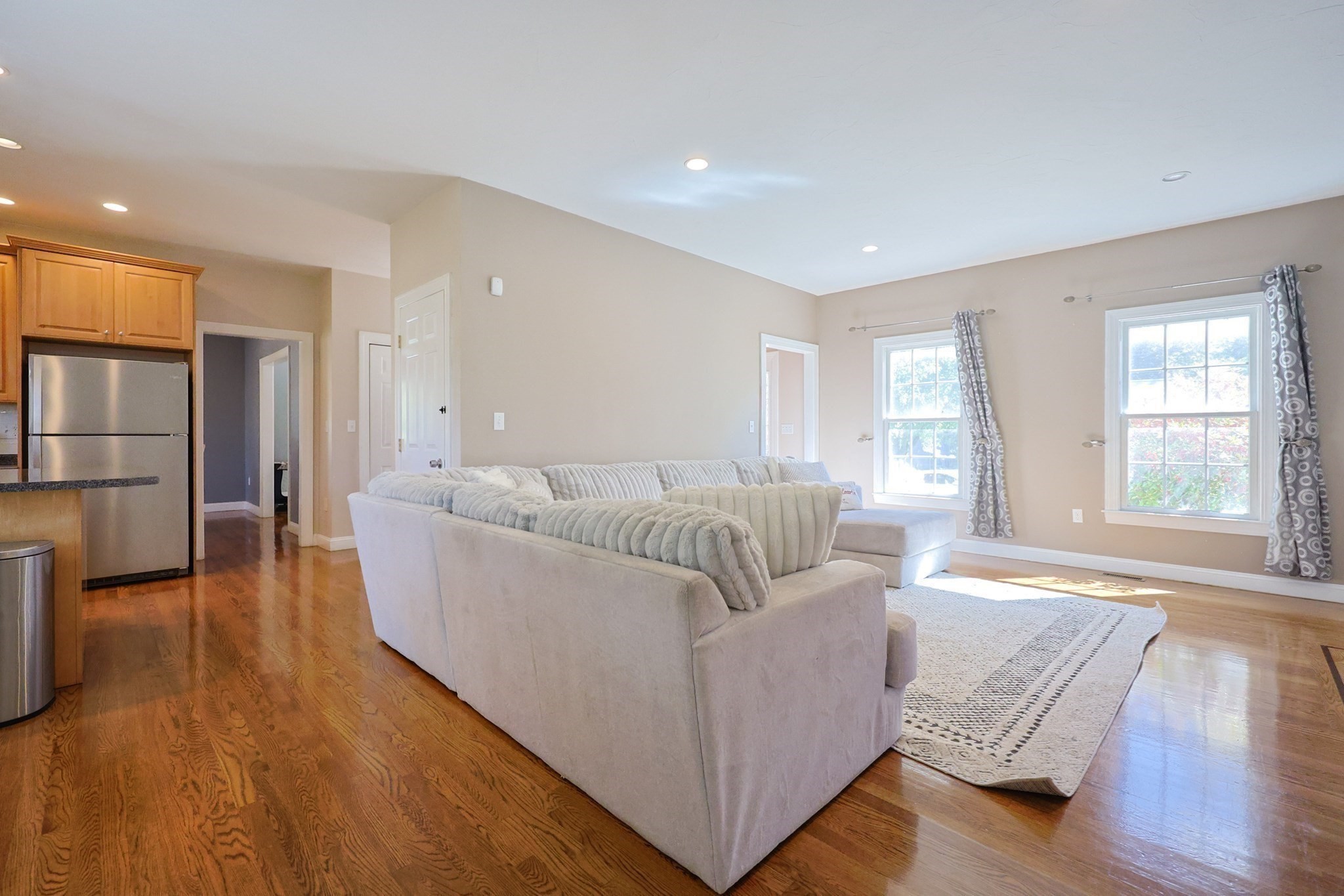 53 Russell St, Marlborough, MA 01752 - Image 8