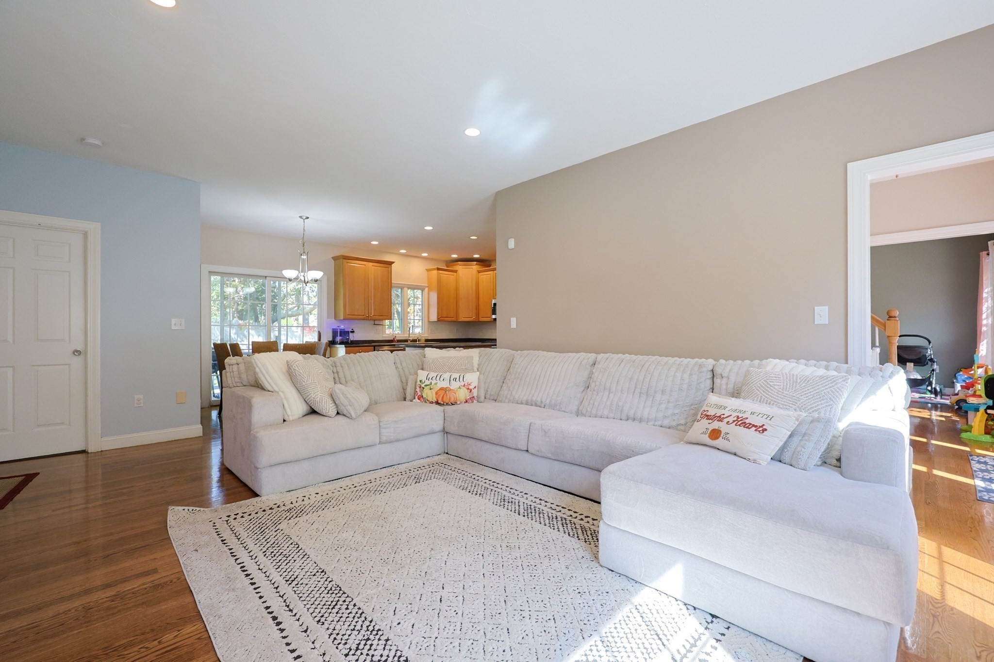 53 Russell St, Marlborough, MA 01752 - Image 9