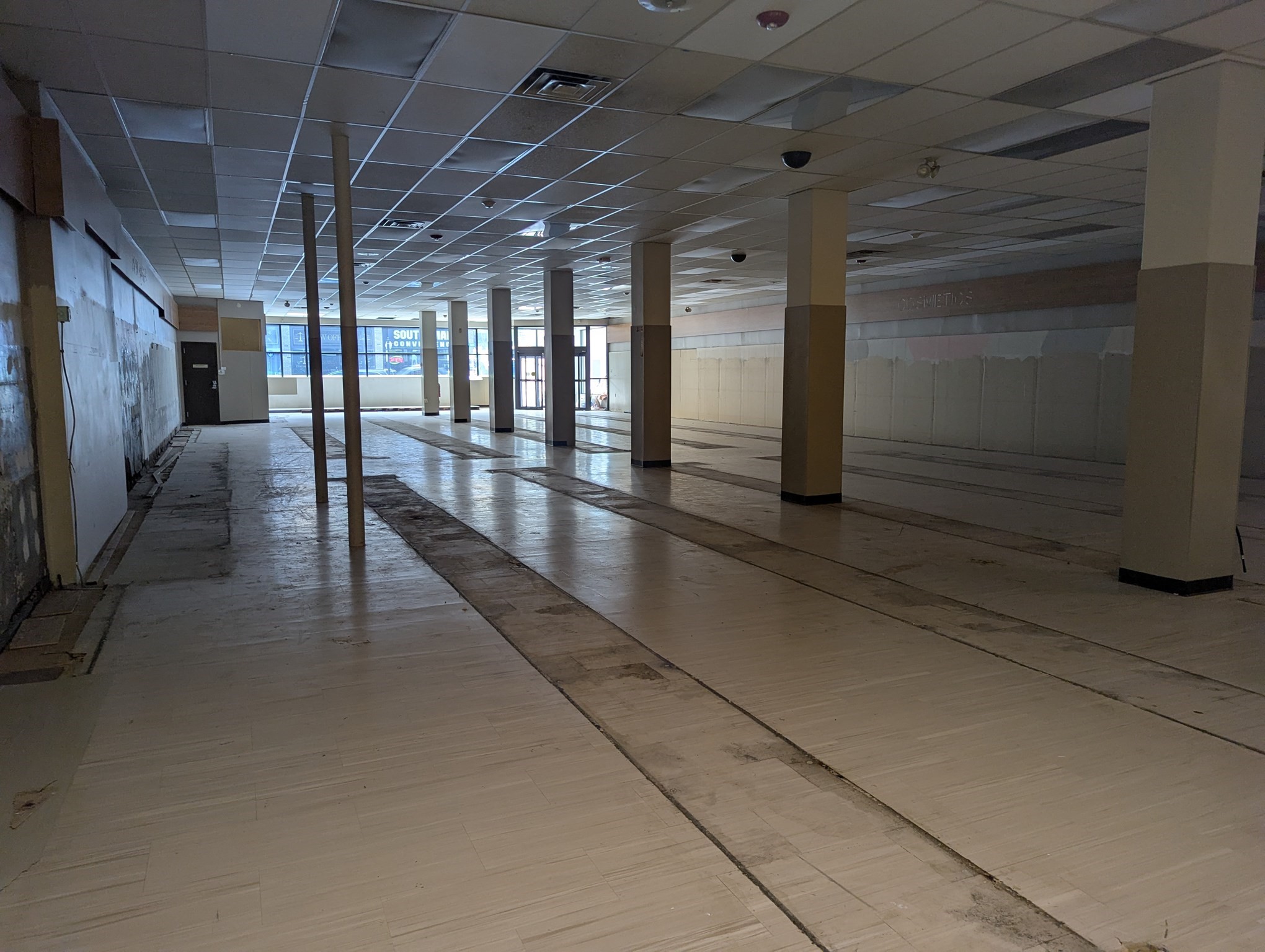 235 S Main St, Fall River, MA 02721 - Image 4