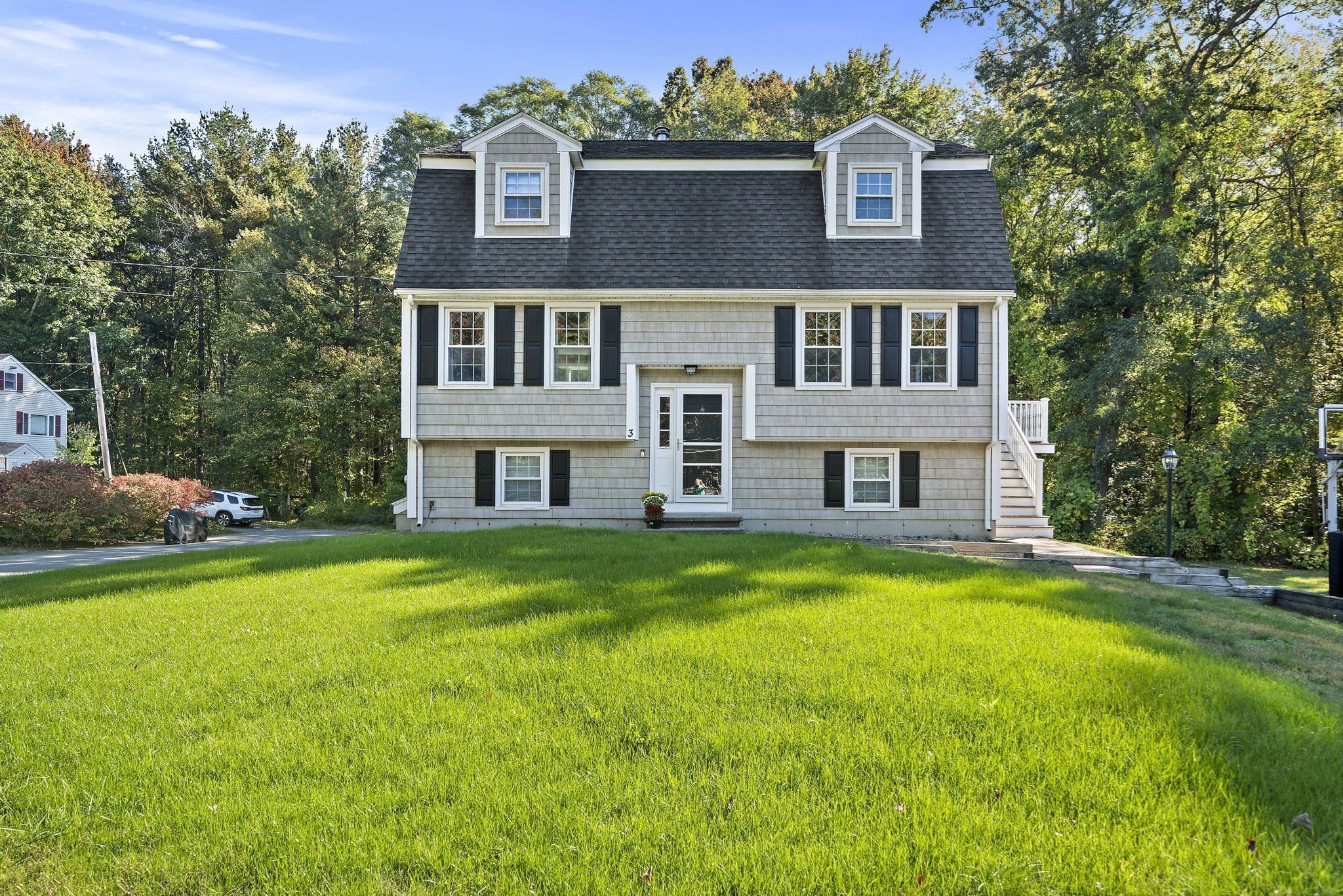 3 Adelman Rd, Wilmington, MA 01887