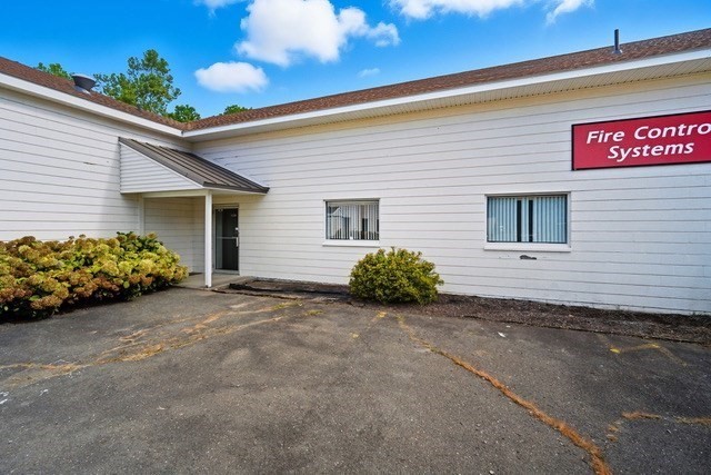 96 Mainline Drive Unit A, Westfield, MA 01085 - Image 1