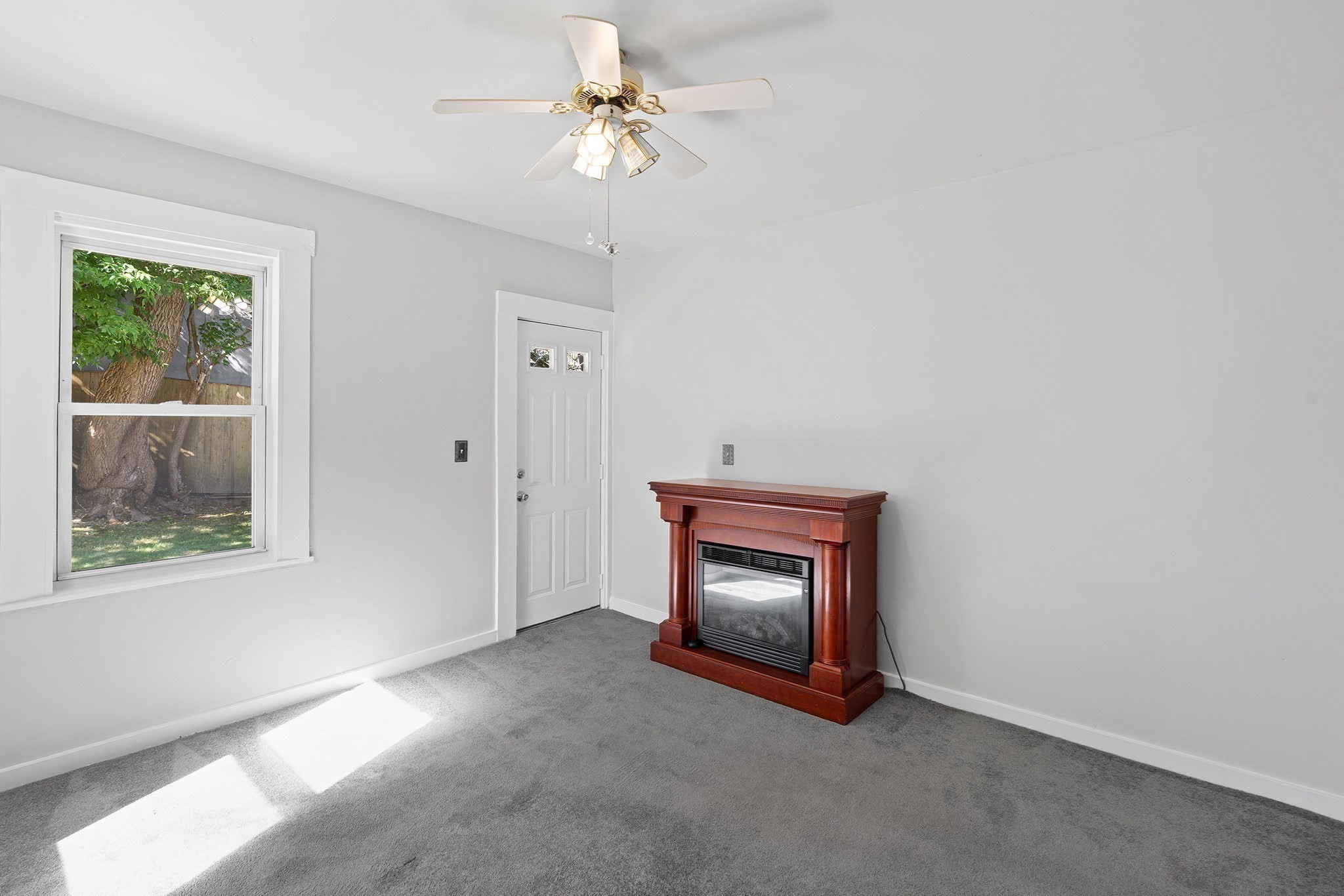 8 Fort Ln, Dedham, MA 02026 - Image 11