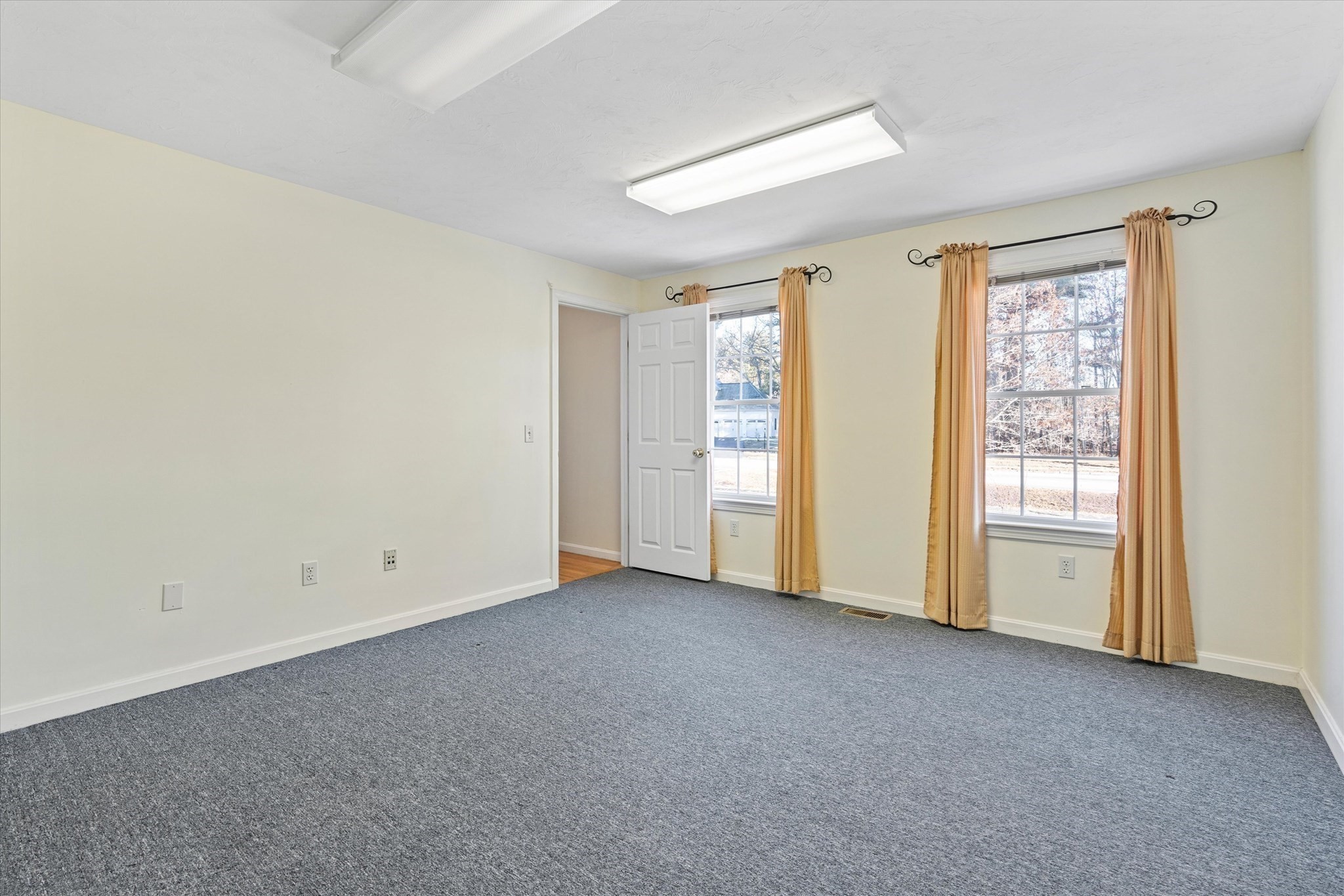 484 Groton Rd, Westford, MA 01886 - Image 11