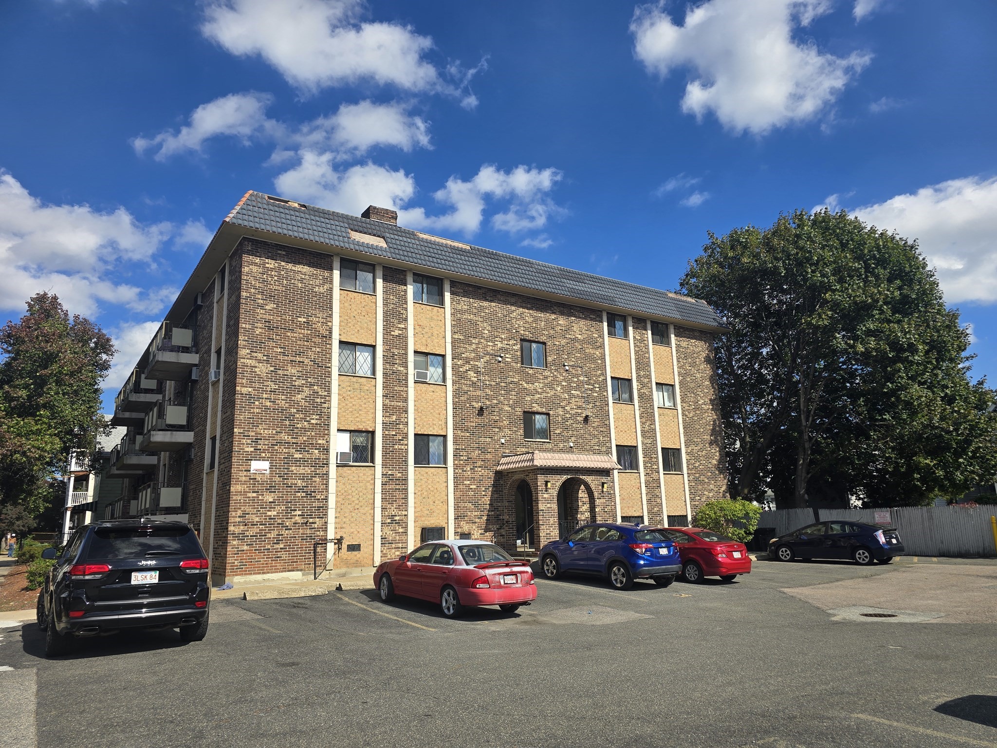 303 Lowell St Unit 1, Somerville, MA 02145