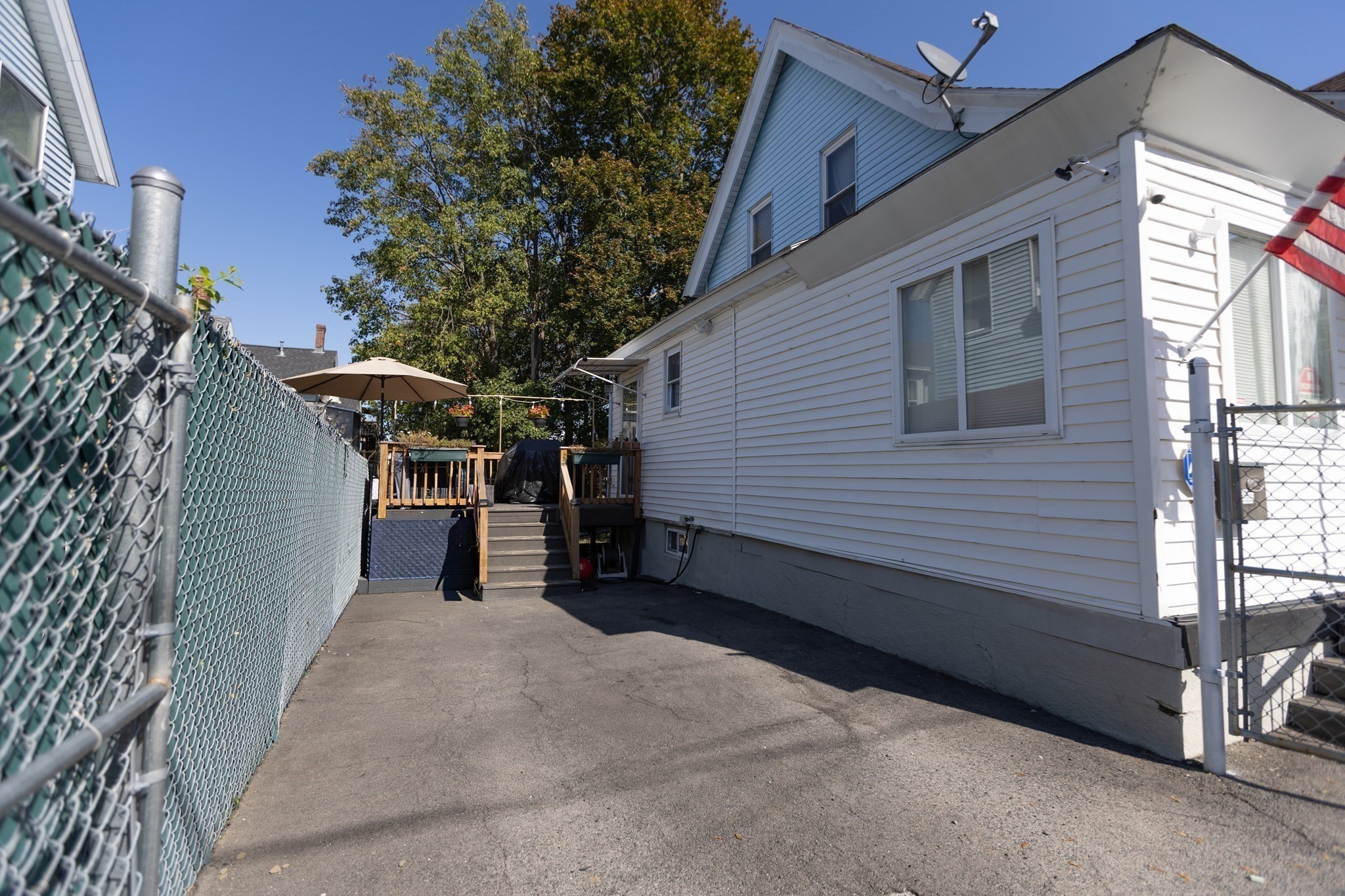 21 Kimball Ave, Lowell, MA 01851 - Image 4