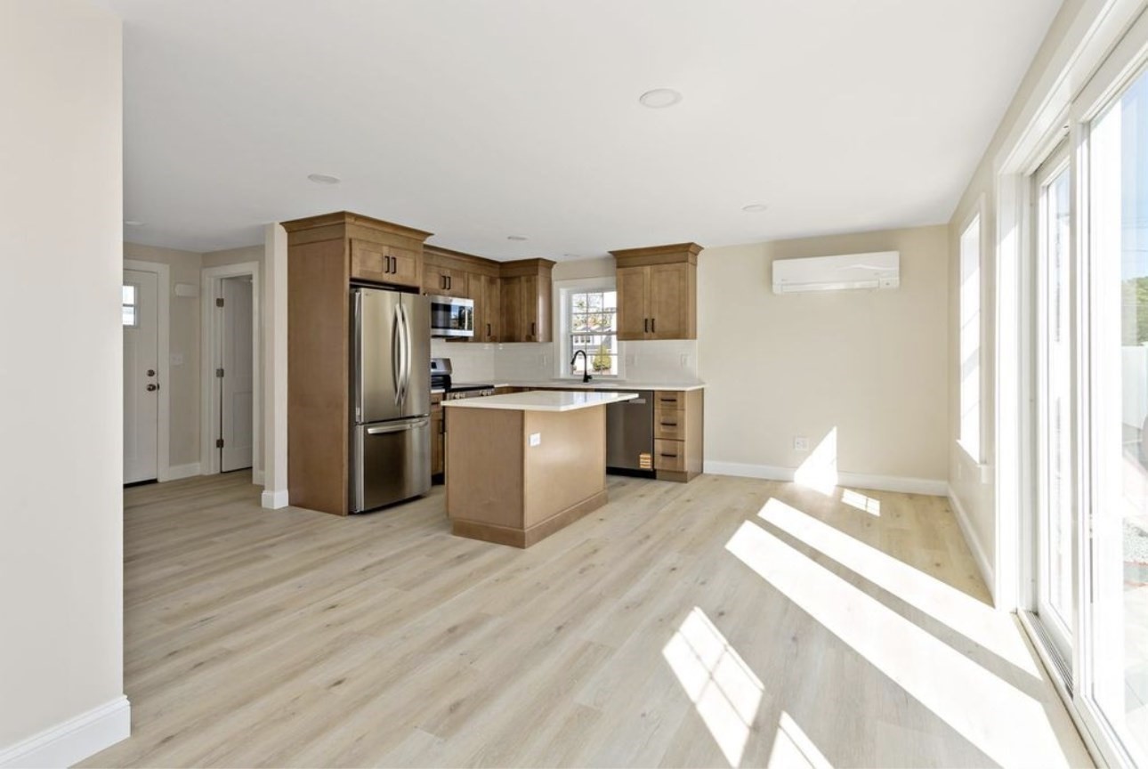 209 Main, Dennis, MA 02670 - Image 15