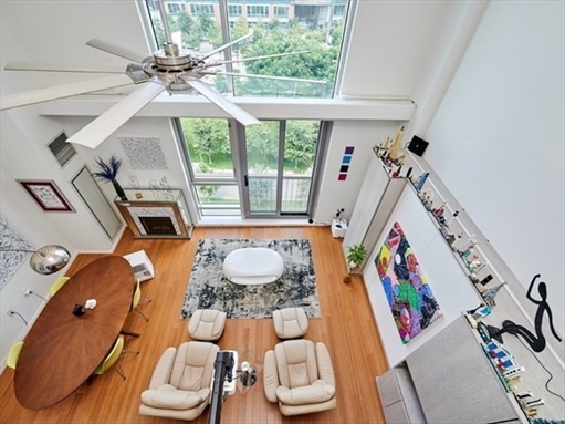 1 Earhart St, Apt 720