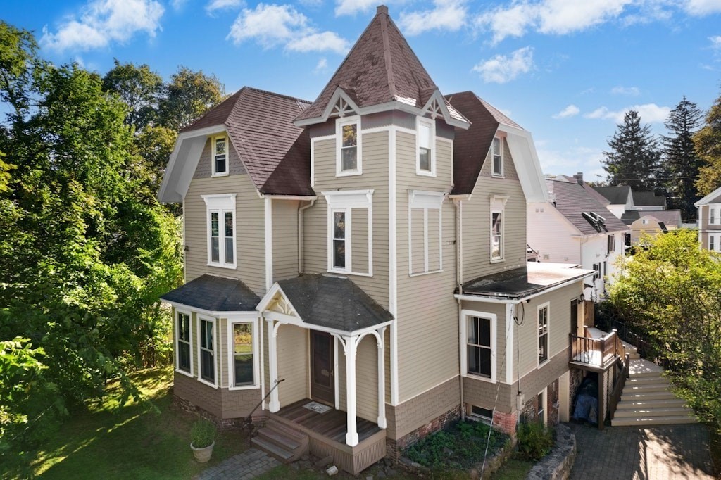 24 Bolton Street, Marlborough, MA 01752