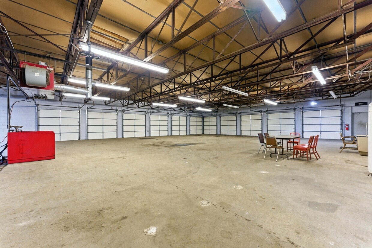 15 Whipple Street, Springfield, MA 01151 - Image 3