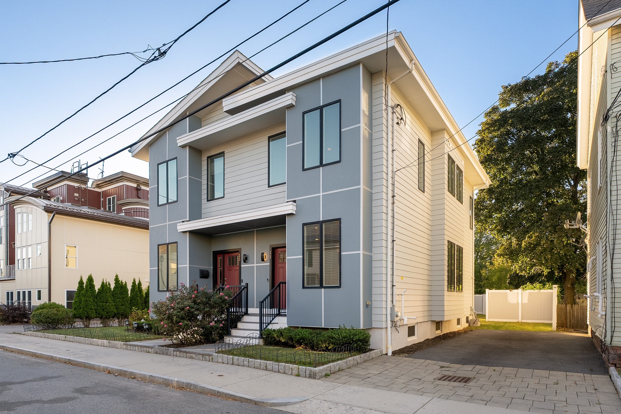 35 Bacon St Unit 35, Watertown, MA 02472