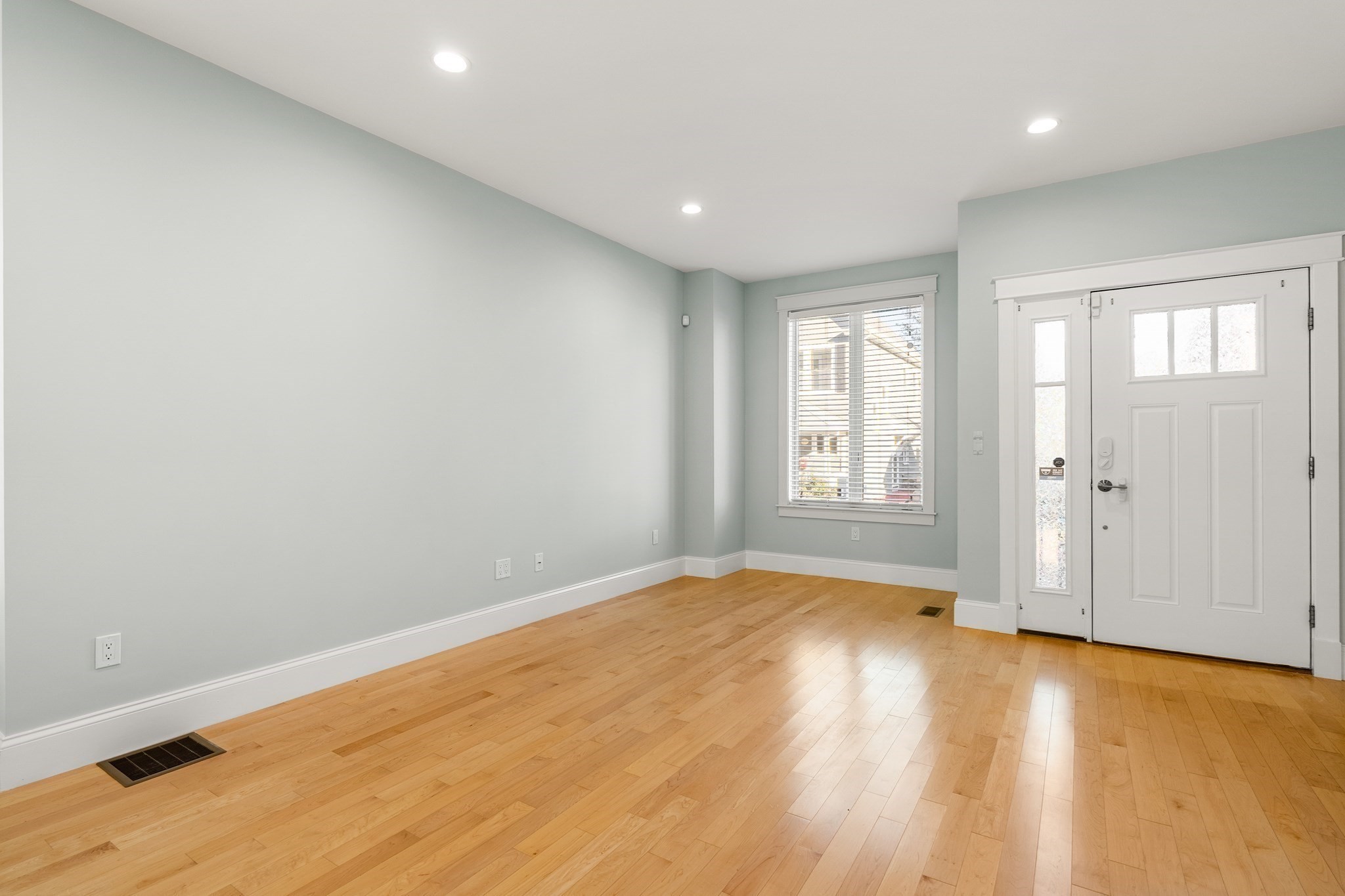 35 Bacon St Unit 35, Watertown, MA 02472 - Image 18