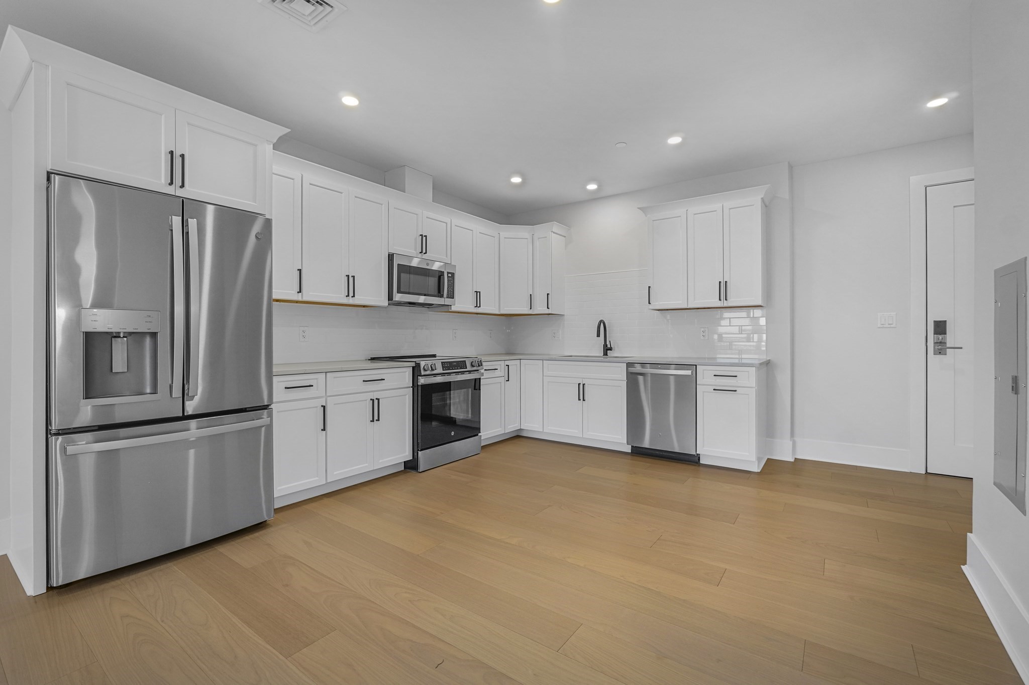 62 Foundry St Unit 414, Wakefield, MA 01880 - Image 7