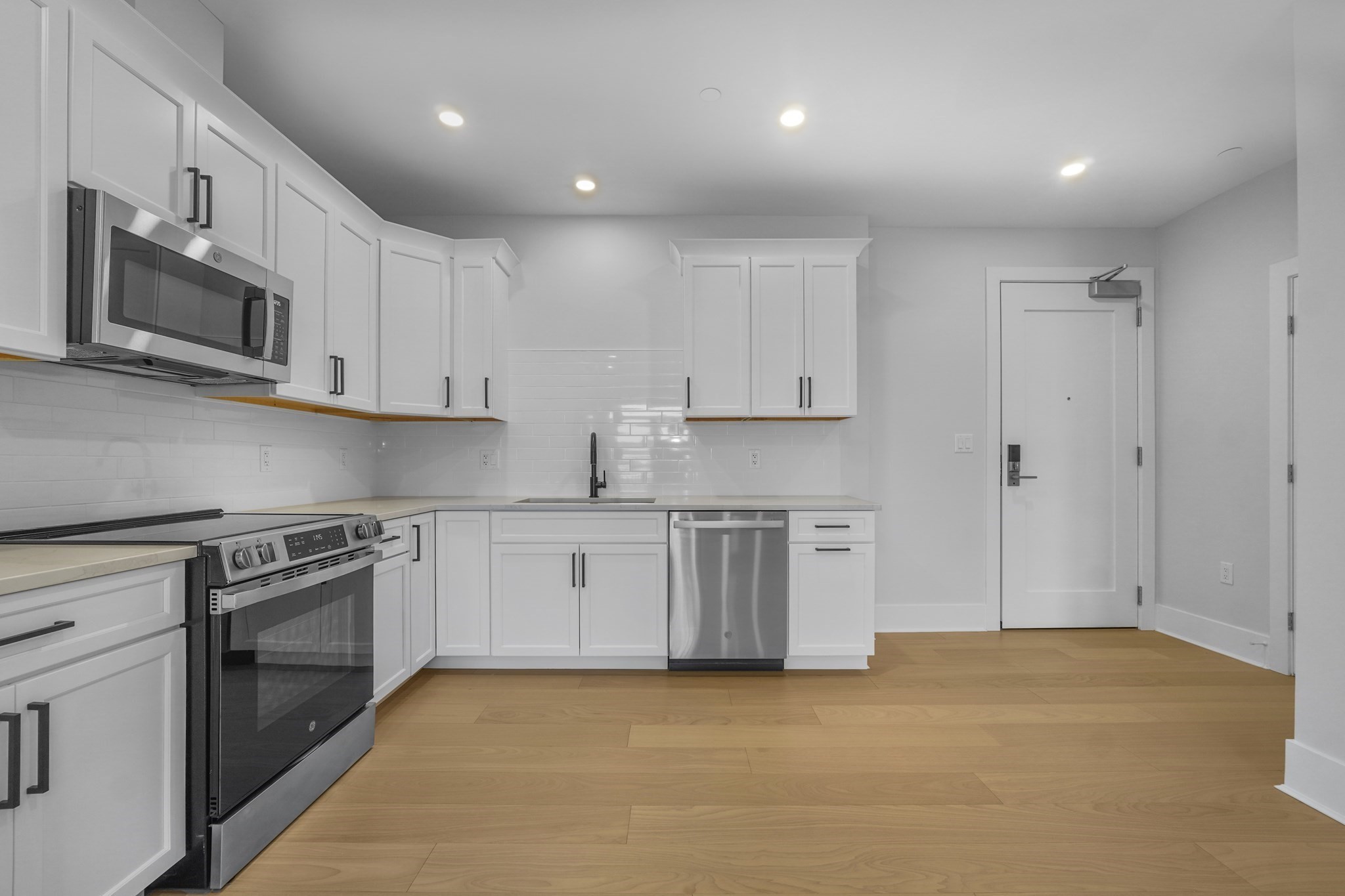 62 Foundry St Unit 414, Wakefield, MA 01880 - Image 8