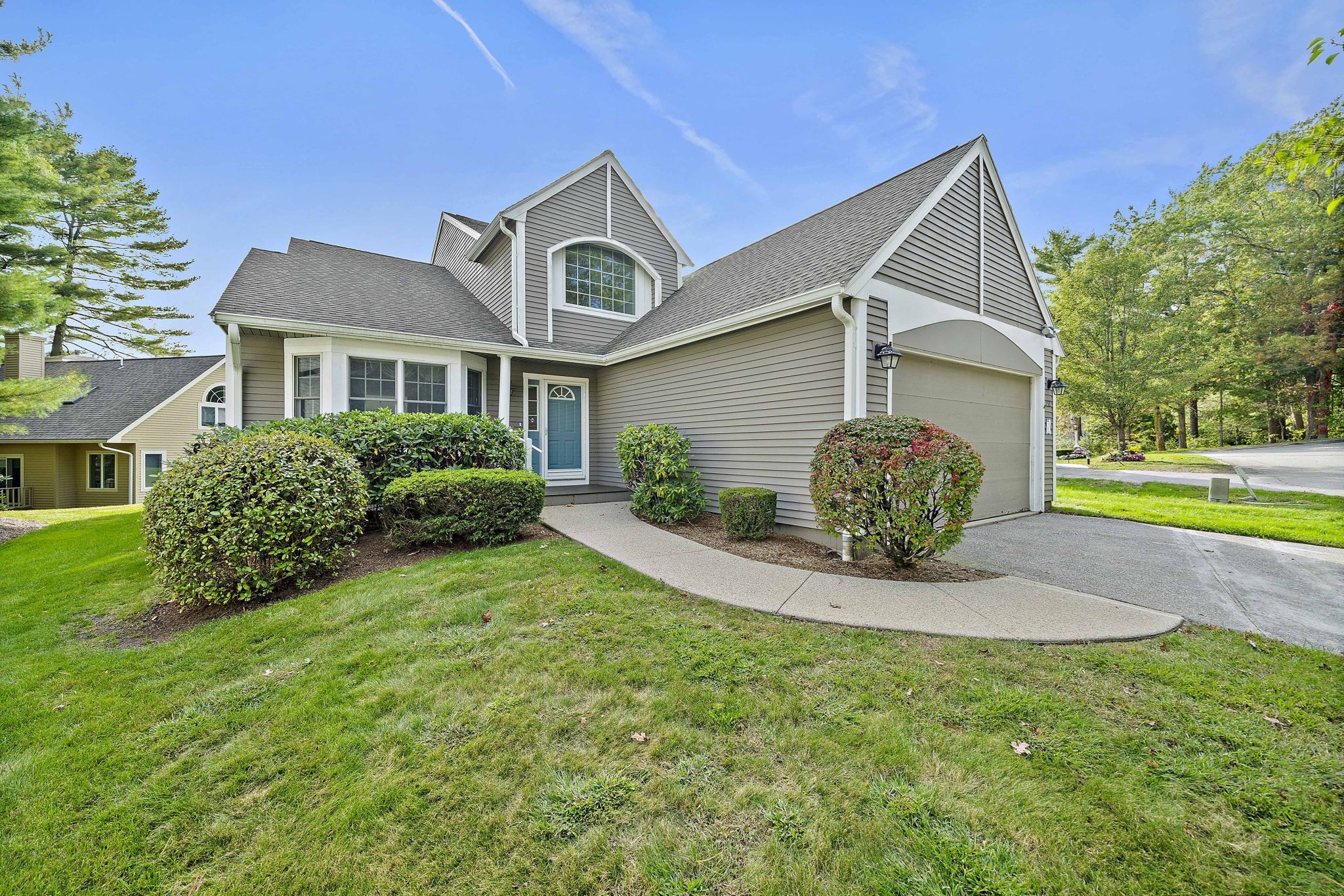 132 Cannon Forge Dr Unit 132, Foxboro, MA 02035