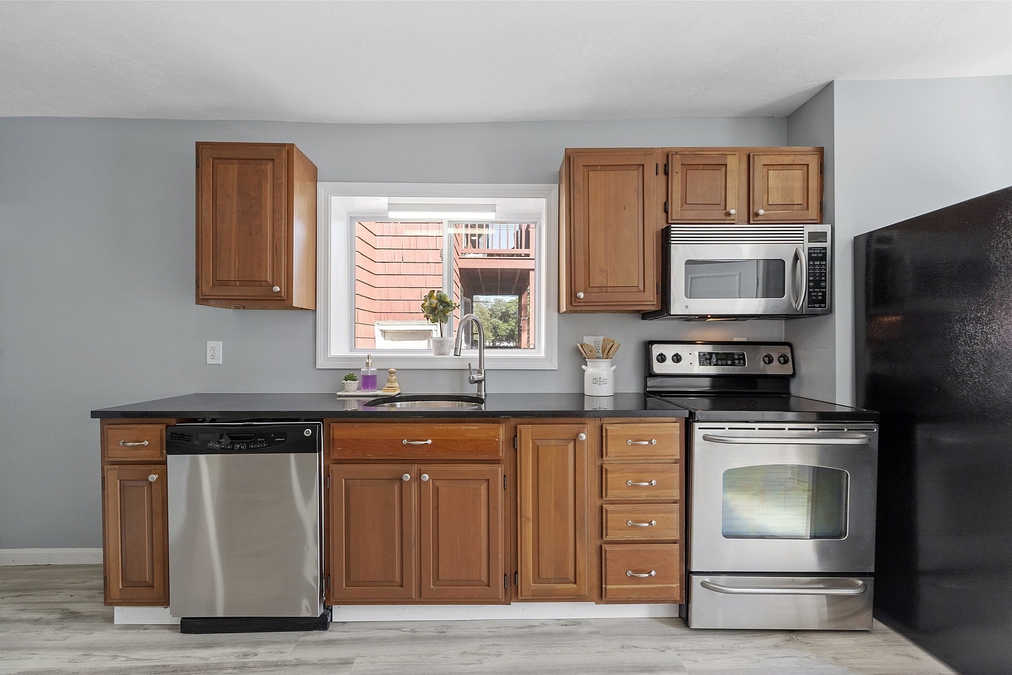 106 Goodridge St, Lynn, MA 01902 - Image 16