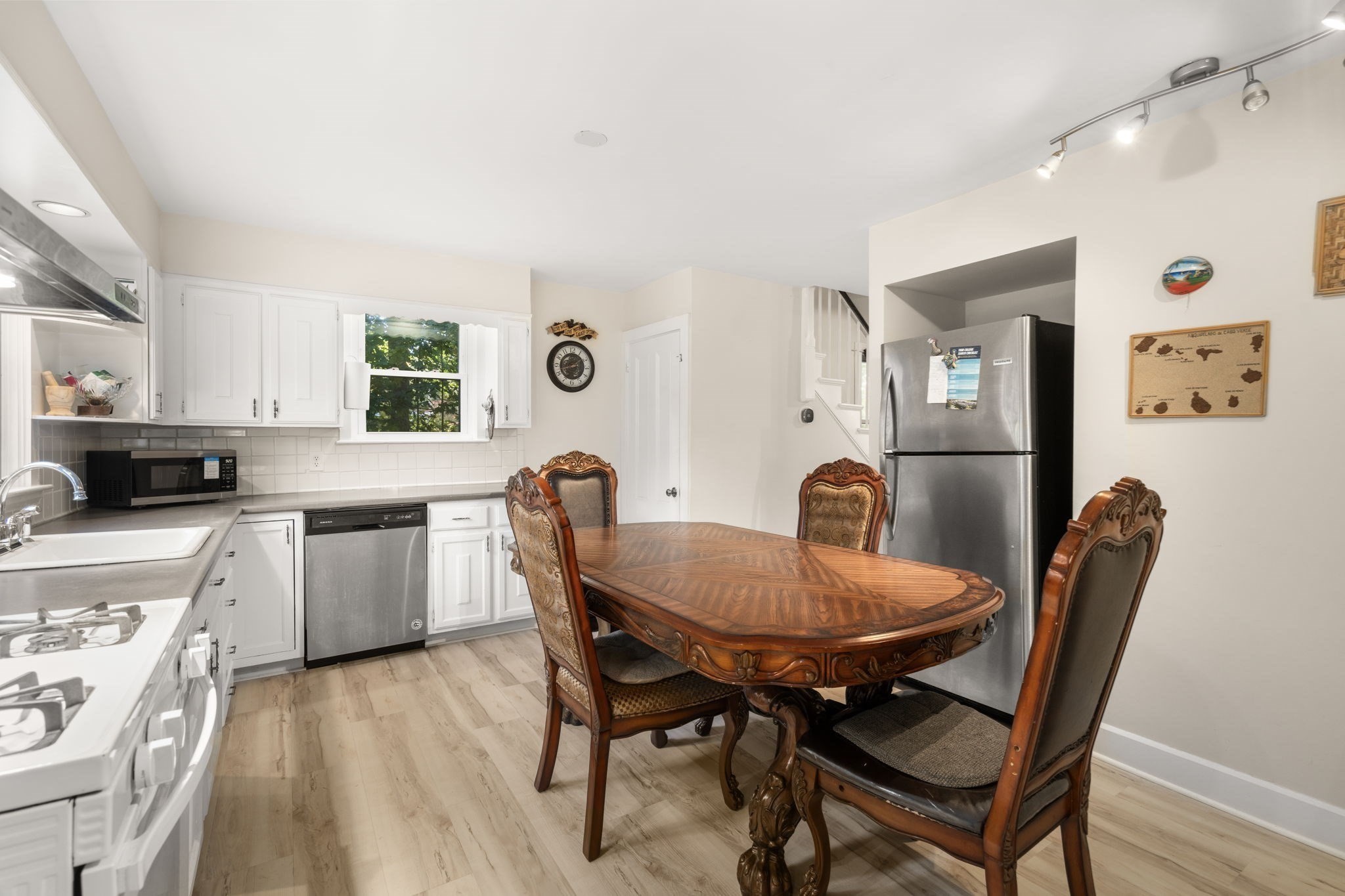 17 Lexington St Unit 17, Weston, MA 02493 - Image 5