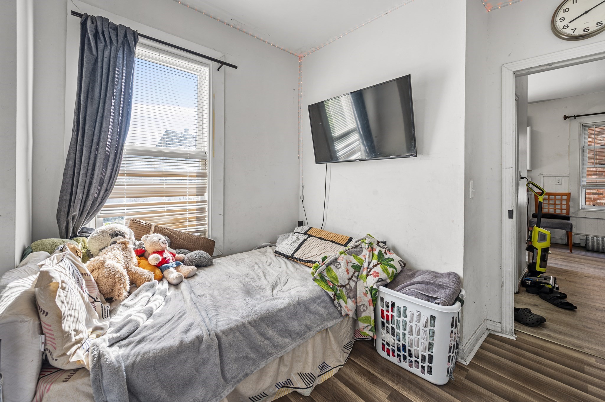 1081 Lawrence St, Lowell, MA 01852 - Image 36