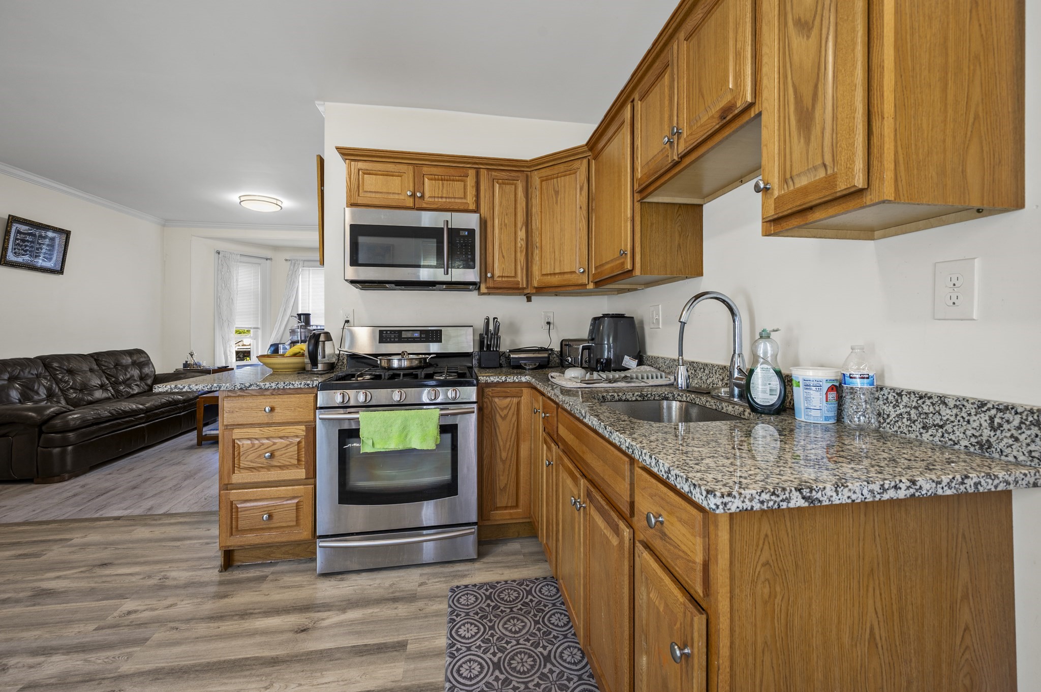 1081 Lawrence St, Lowell, MA 01852 - Image 41