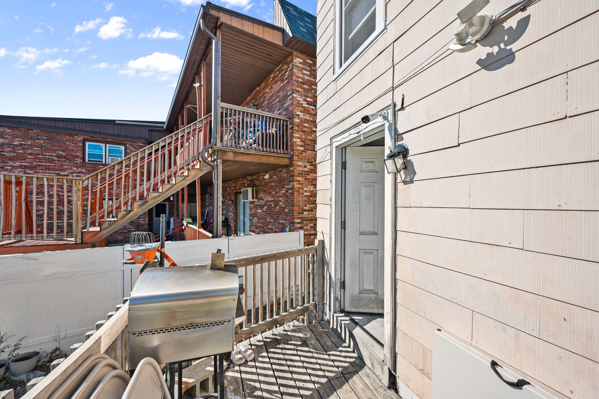 1081 Lawrence St, Lowell, MA 01852 - Image 42