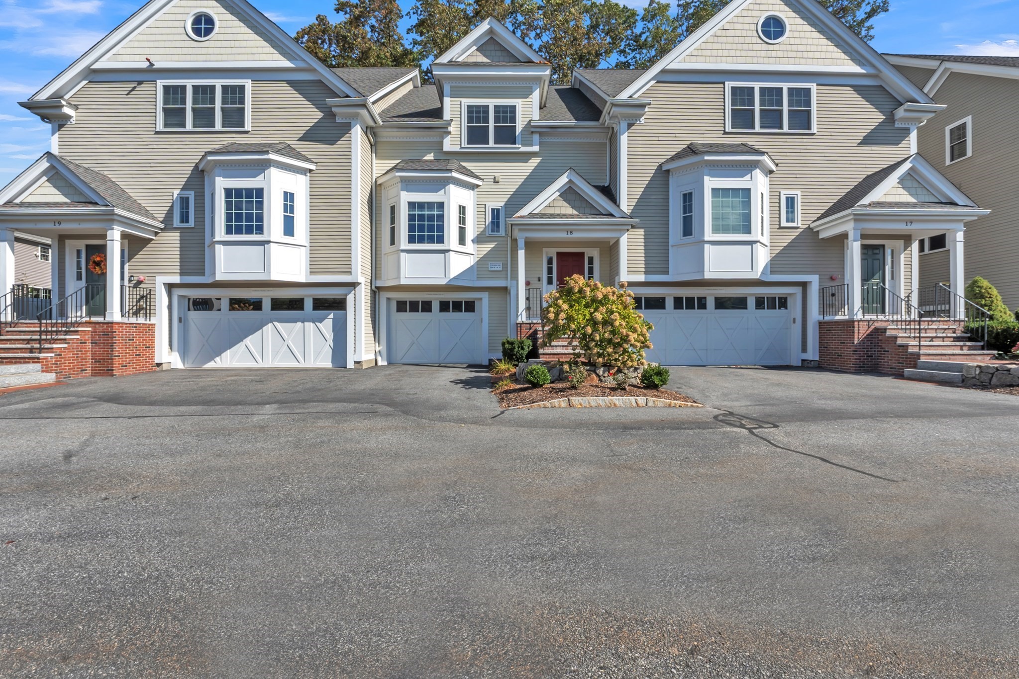 12 Murray Ave Unit 18, Burlington, MA 01803 - Image 2