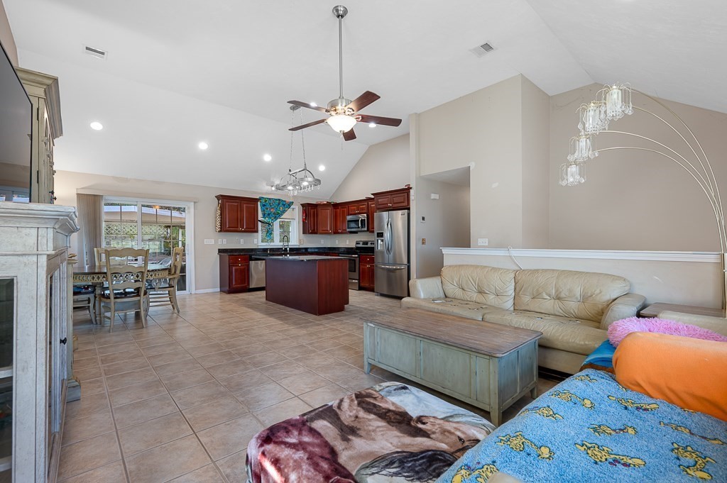 13 Fatima Ln, Worcester, MA 01606 - Image 2