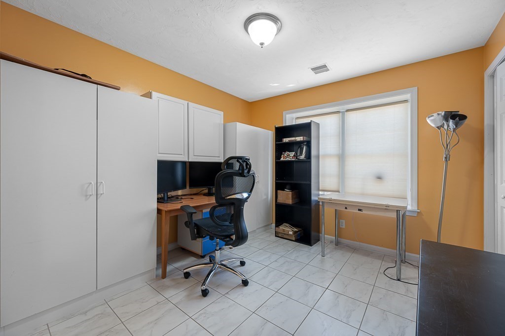 13 Fatima Ln, Worcester, MA 01606 - Image 12