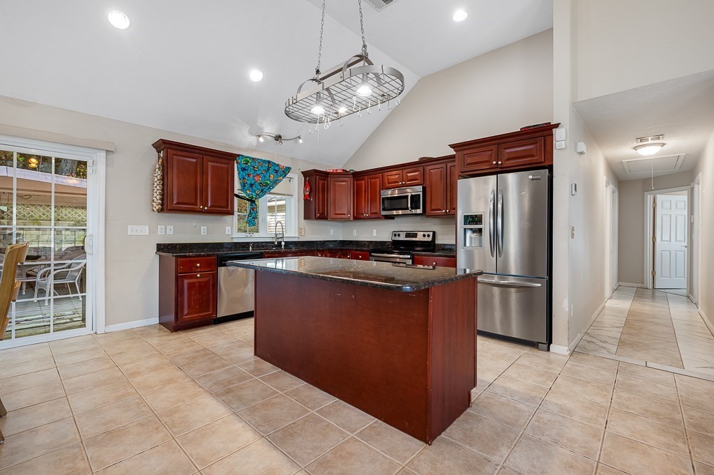 13 Fatima Ln, Worcester, MA 01606 - Image 6