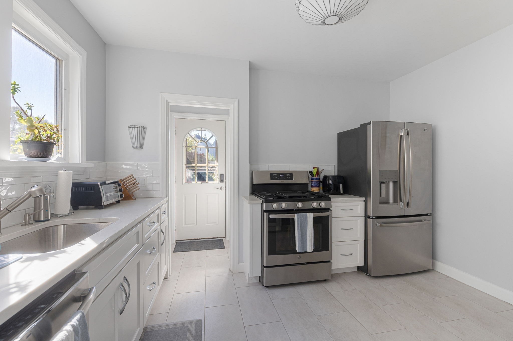 64 California St Unit 64, Watertown, MA 02472 - Image 3