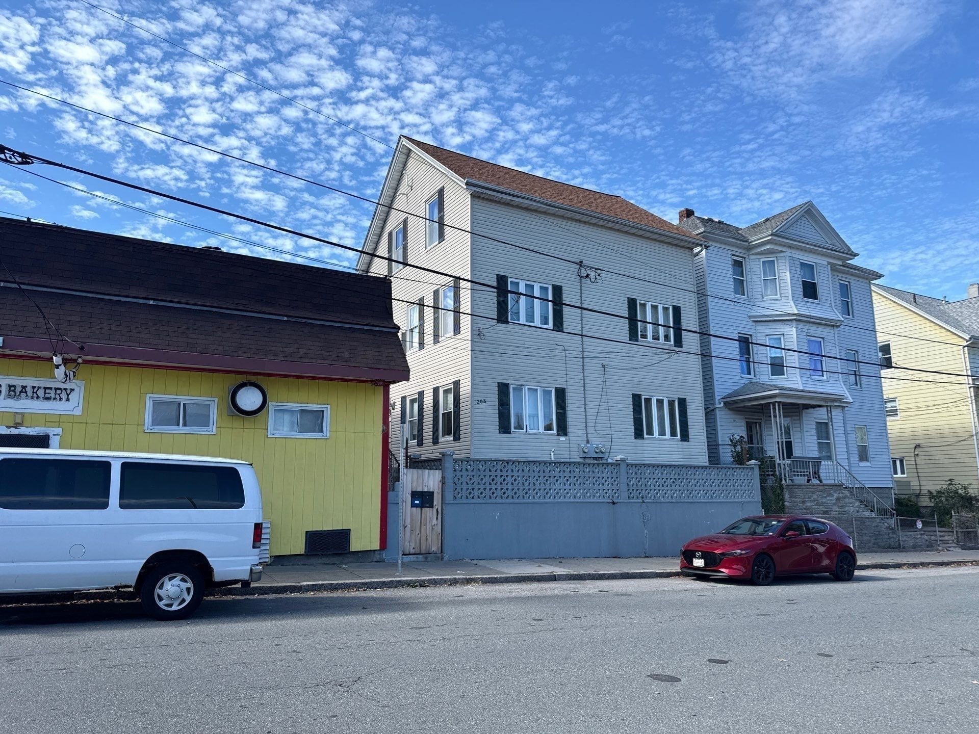 208 Snell St, Fall River, MA 02721 - Image 3