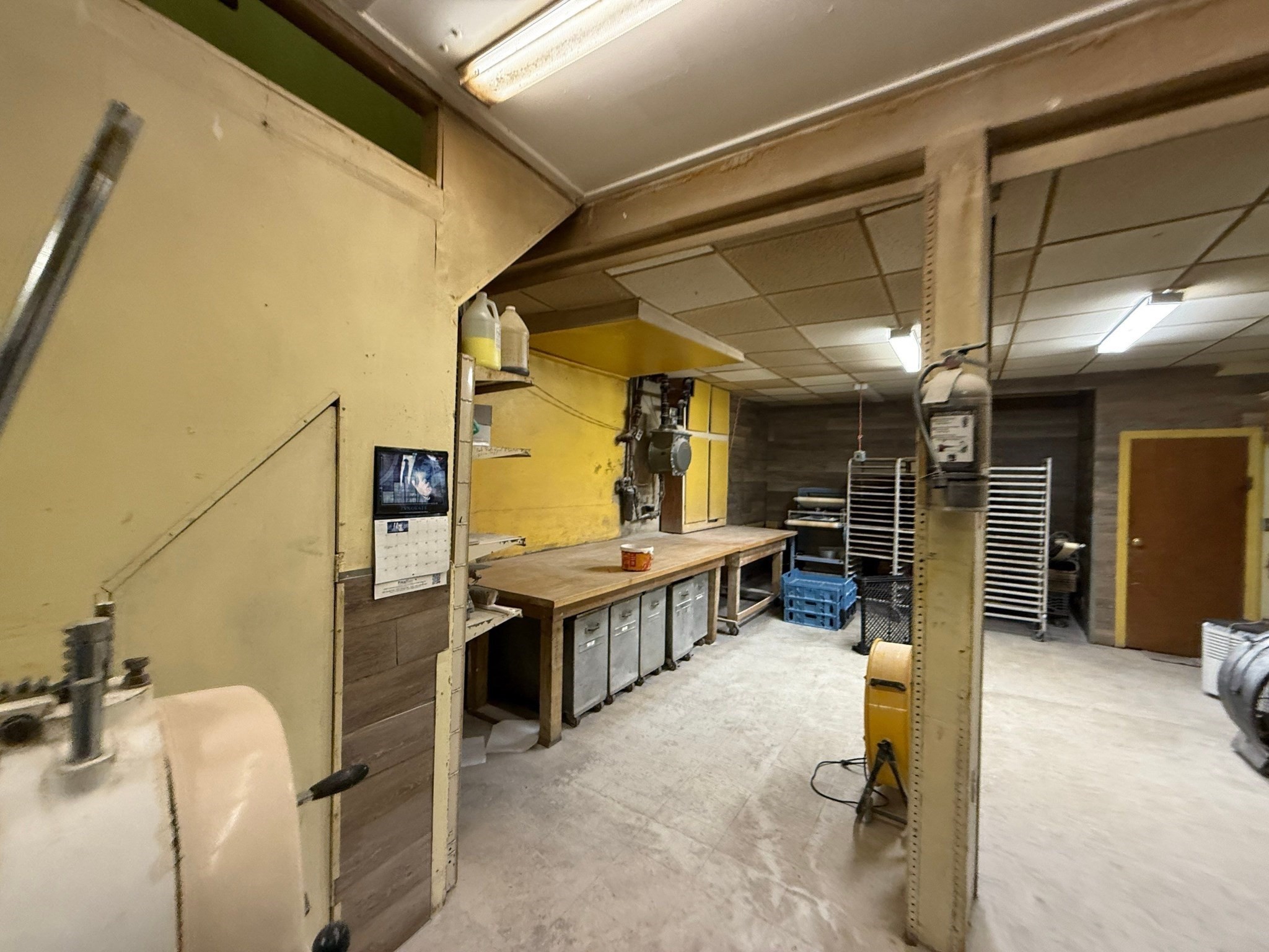 208 Snell St, Fall River, MA 02721 - Image 9