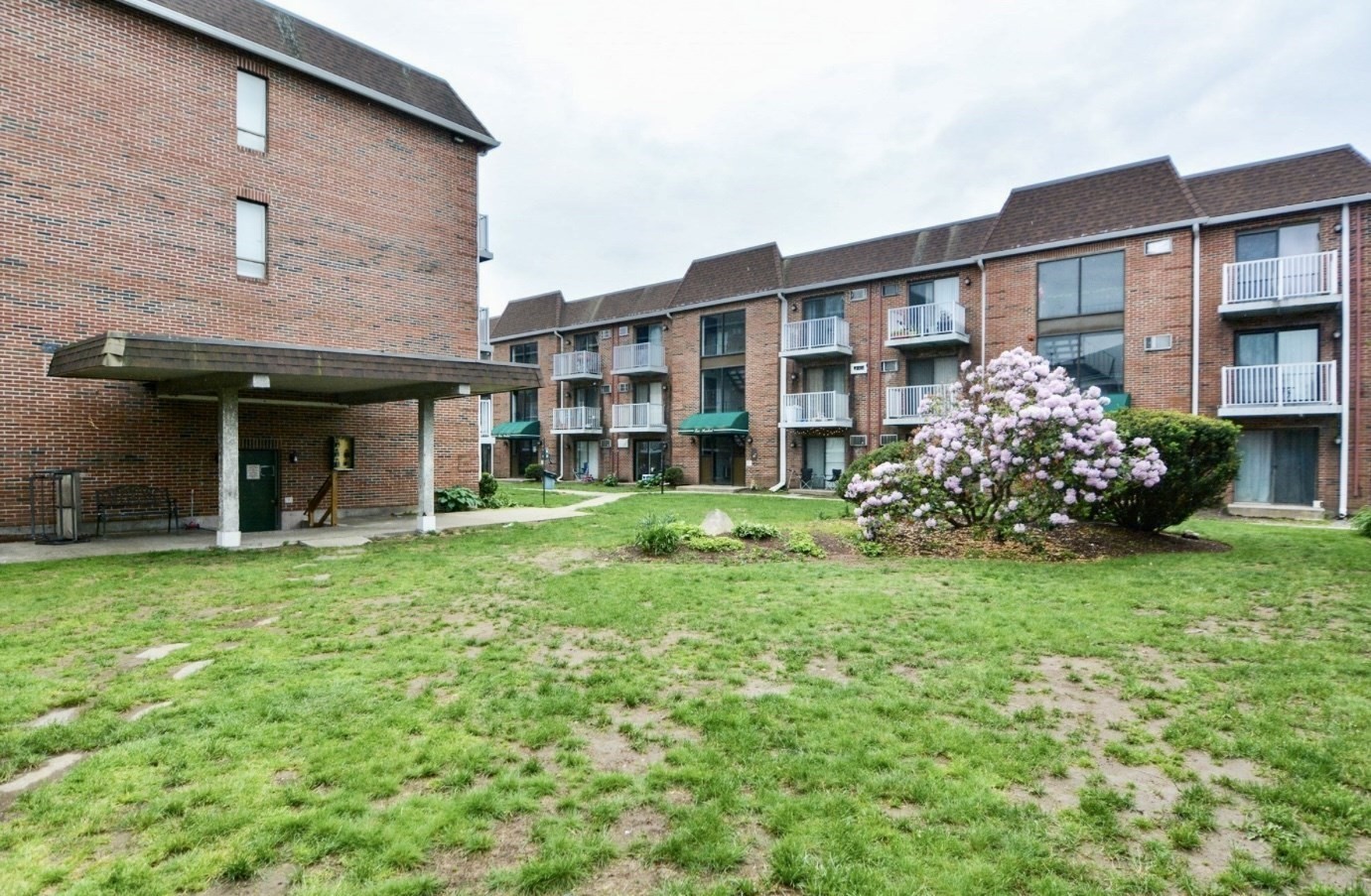 1186 Worcester Rd Unit 720, Framingham, MA 01702 - Image 14