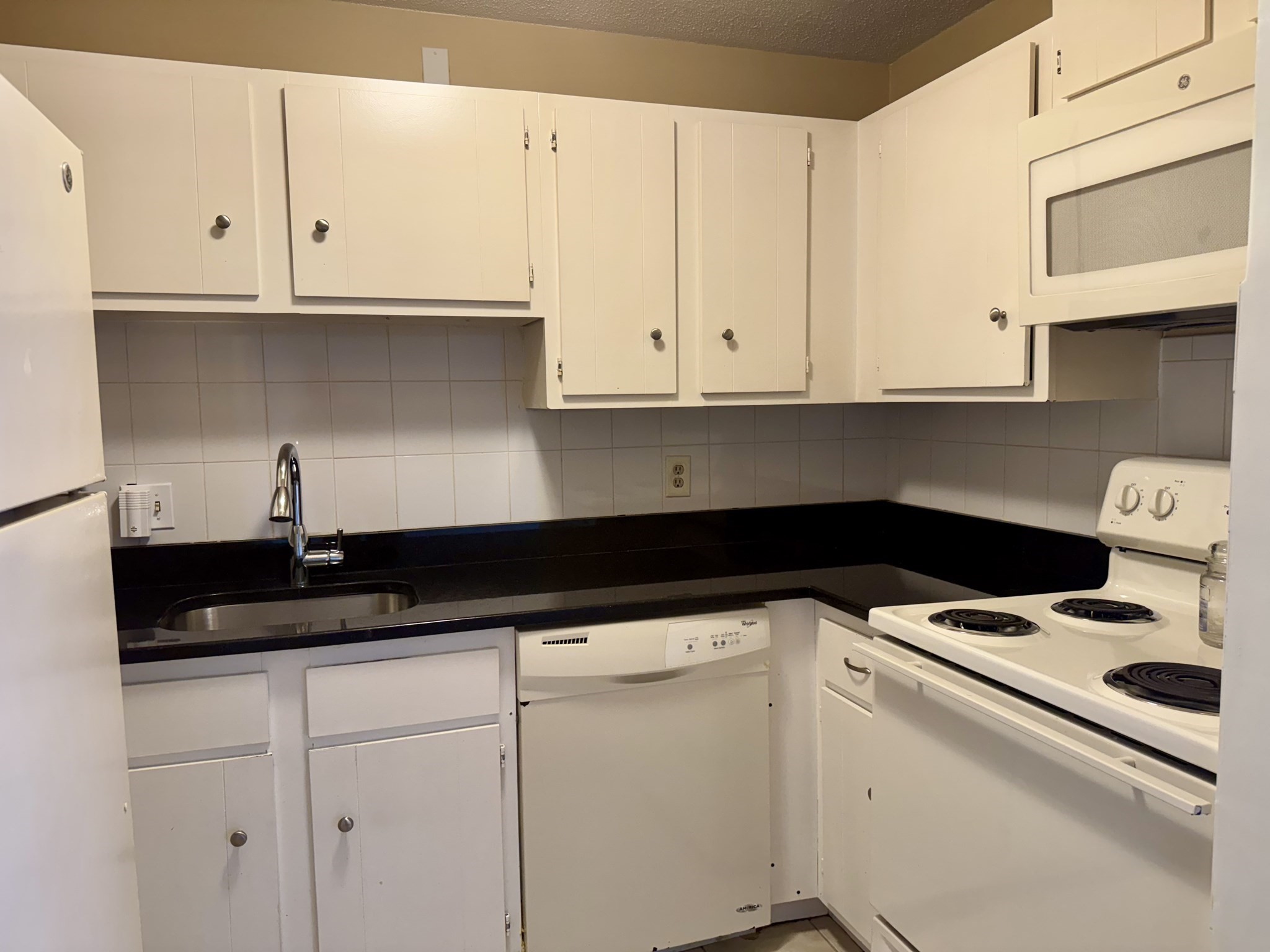 1186 Worcester Rd Unit 720, Framingham, MA 01702 - Image 10