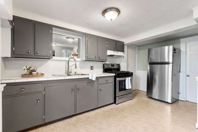 44 Cherry St Unit 2, Swampscott, MA 01907 - Image 8