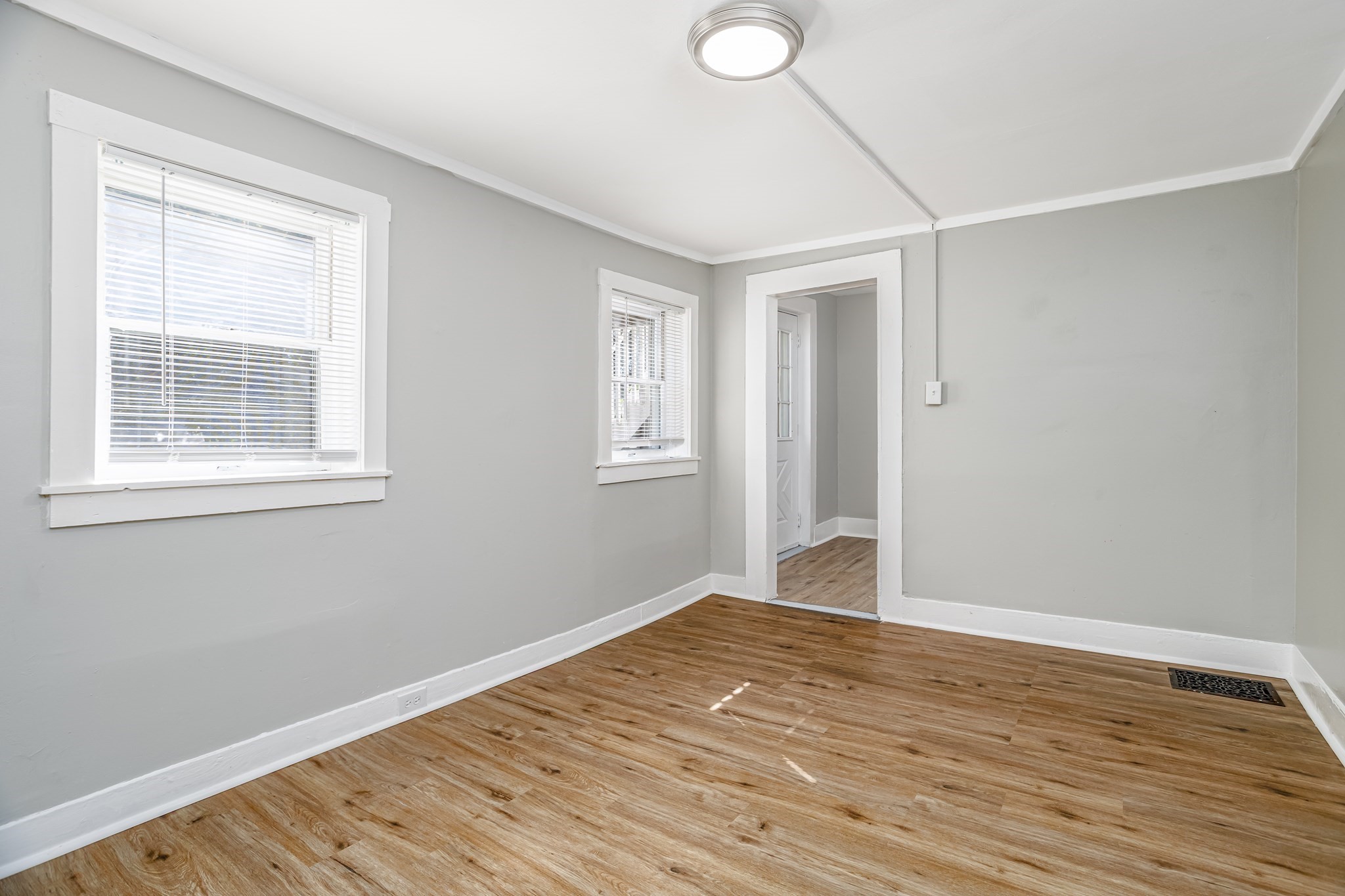 116 Elm St, Greenfield, MA 01301 - Image 8