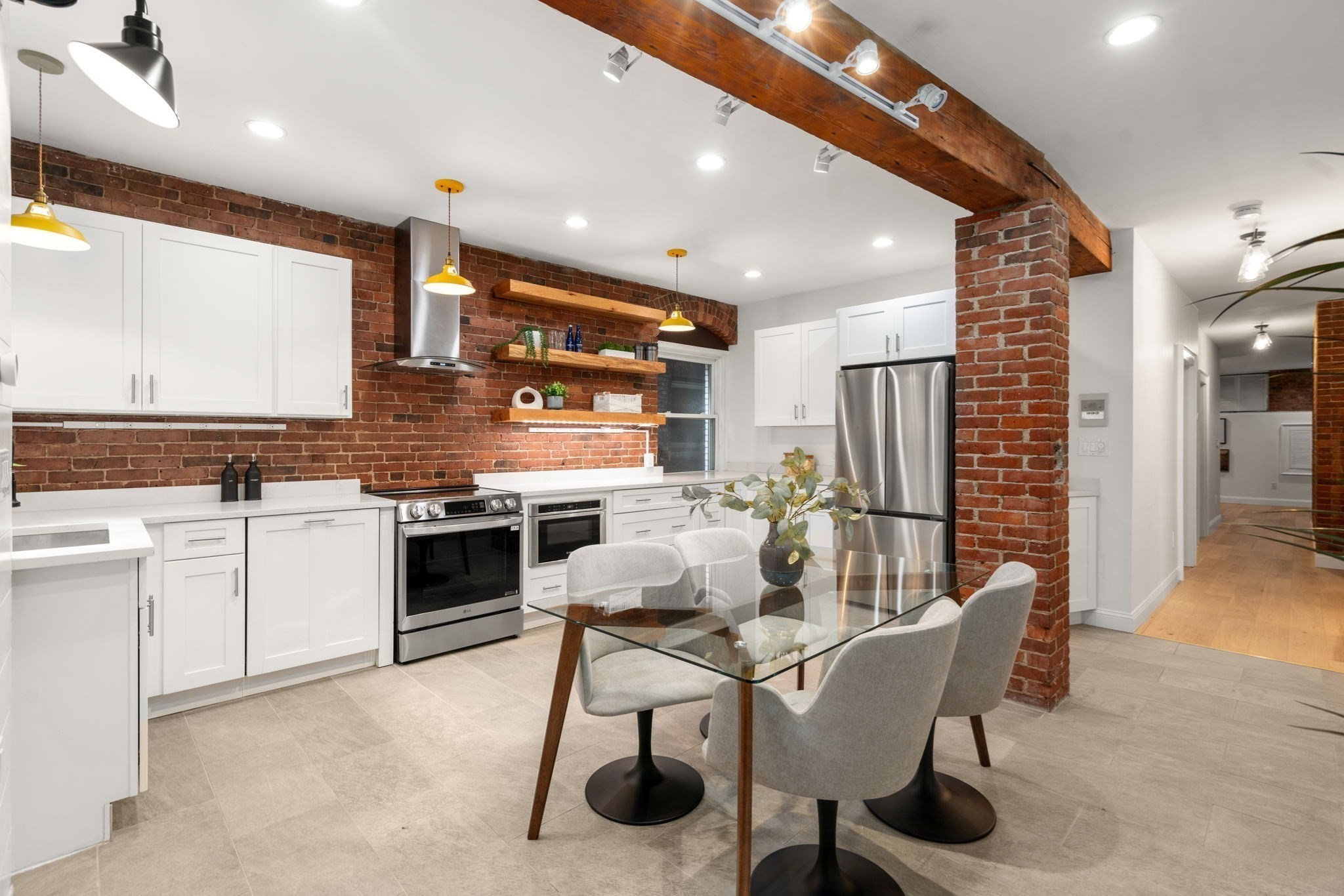 39 Kent St Unit B, Brookline, MA 02445