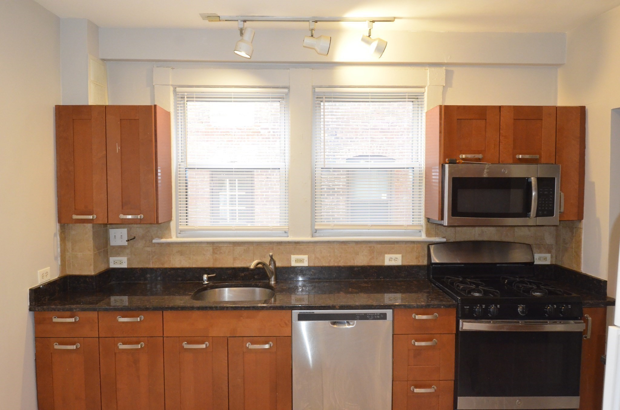 34 Channing St Unit 1, Newton, MA 02458 - Image 13