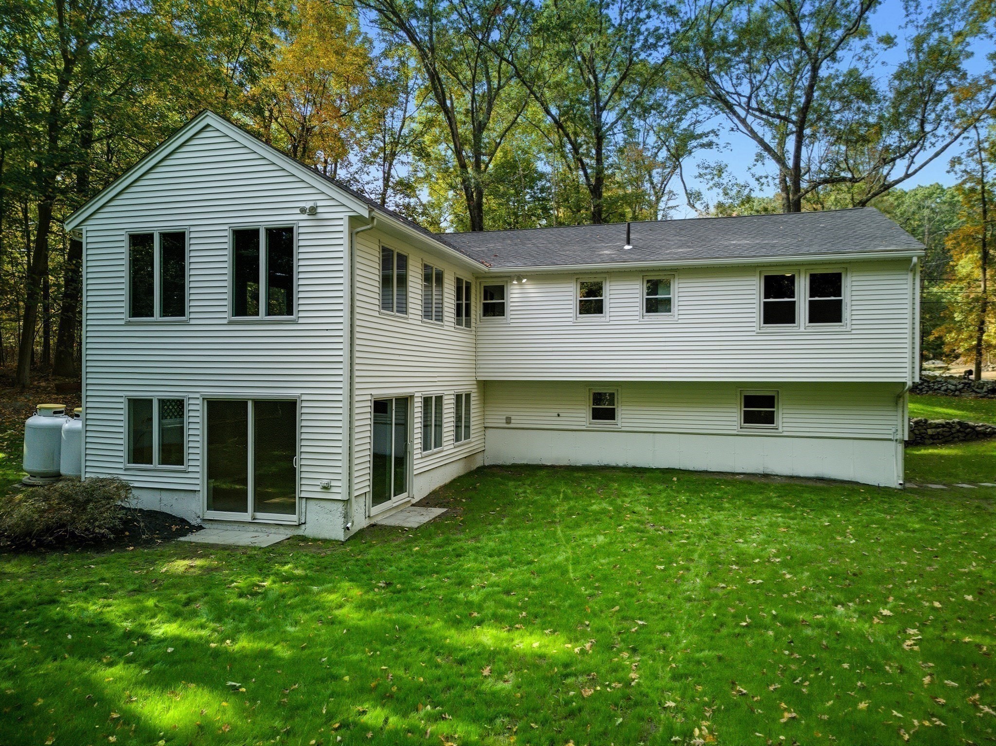 207 Bigelow St, Marlborough, MA 01752 - Image 2